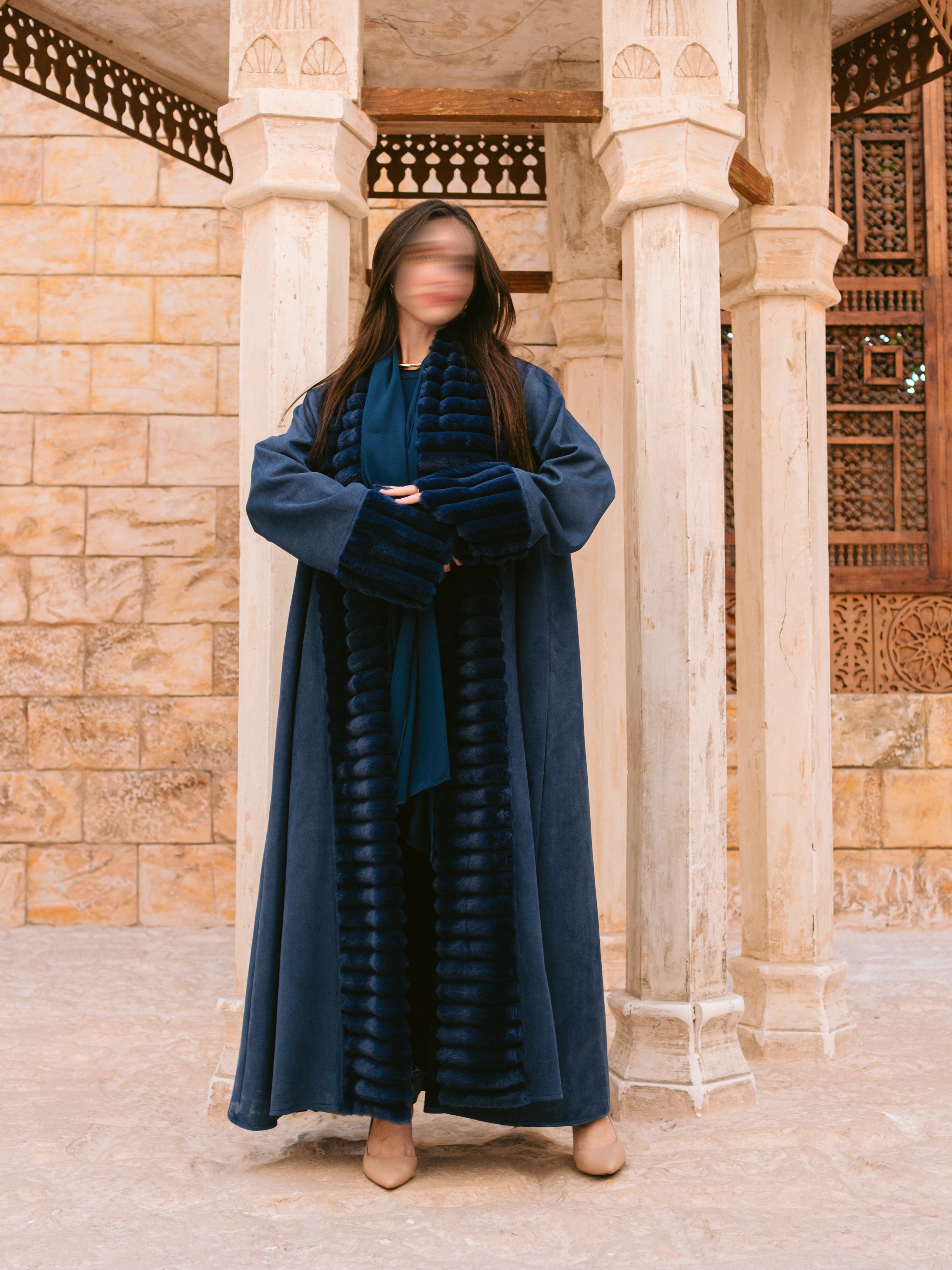 MW645 - Light Crepe Standing with Jacquard Half-Cloche