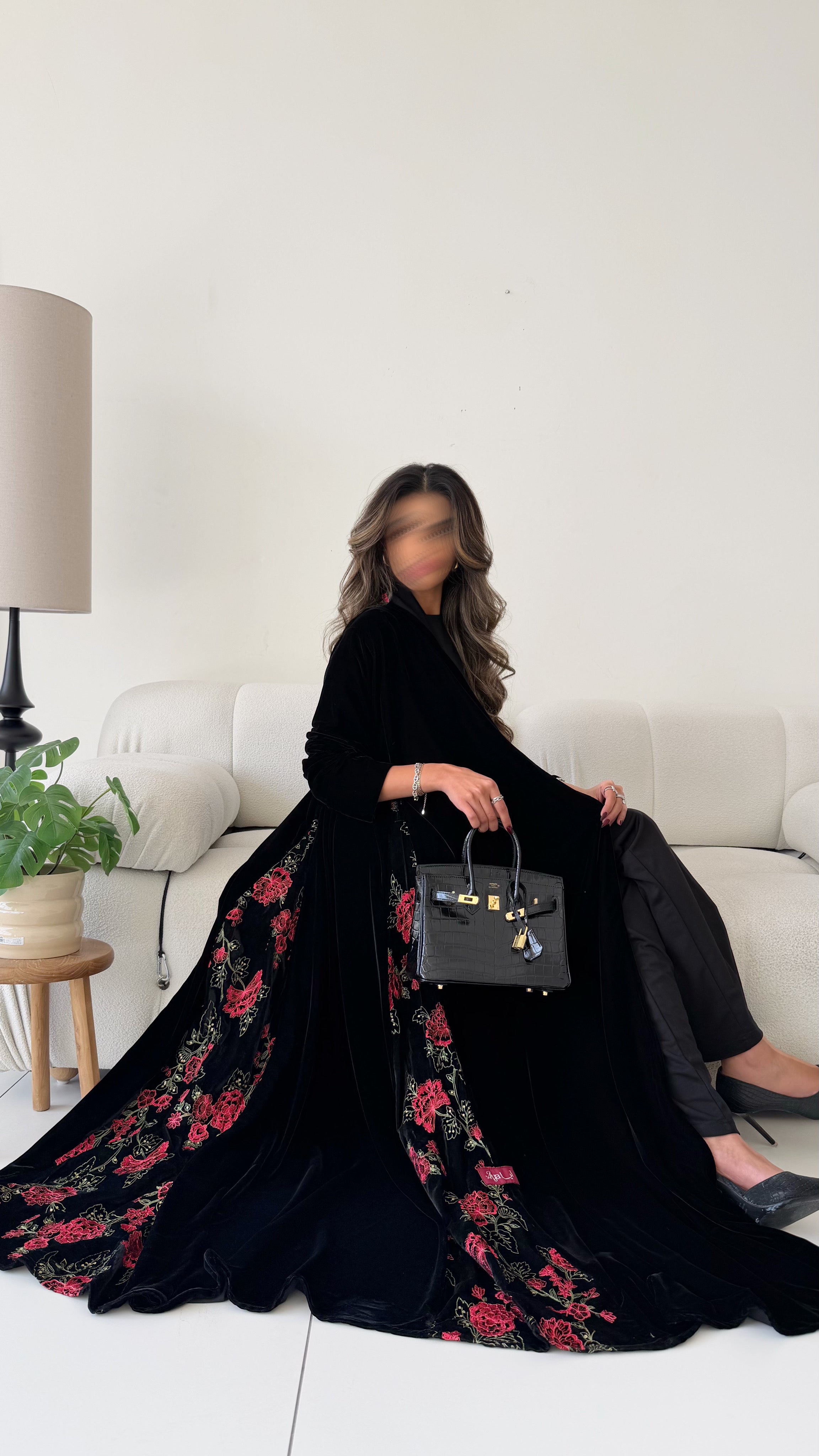 MWT730 - Black velvet abaya with red rose embroidery|  عباية أسود مع تطري ورد  أحمر - Aya