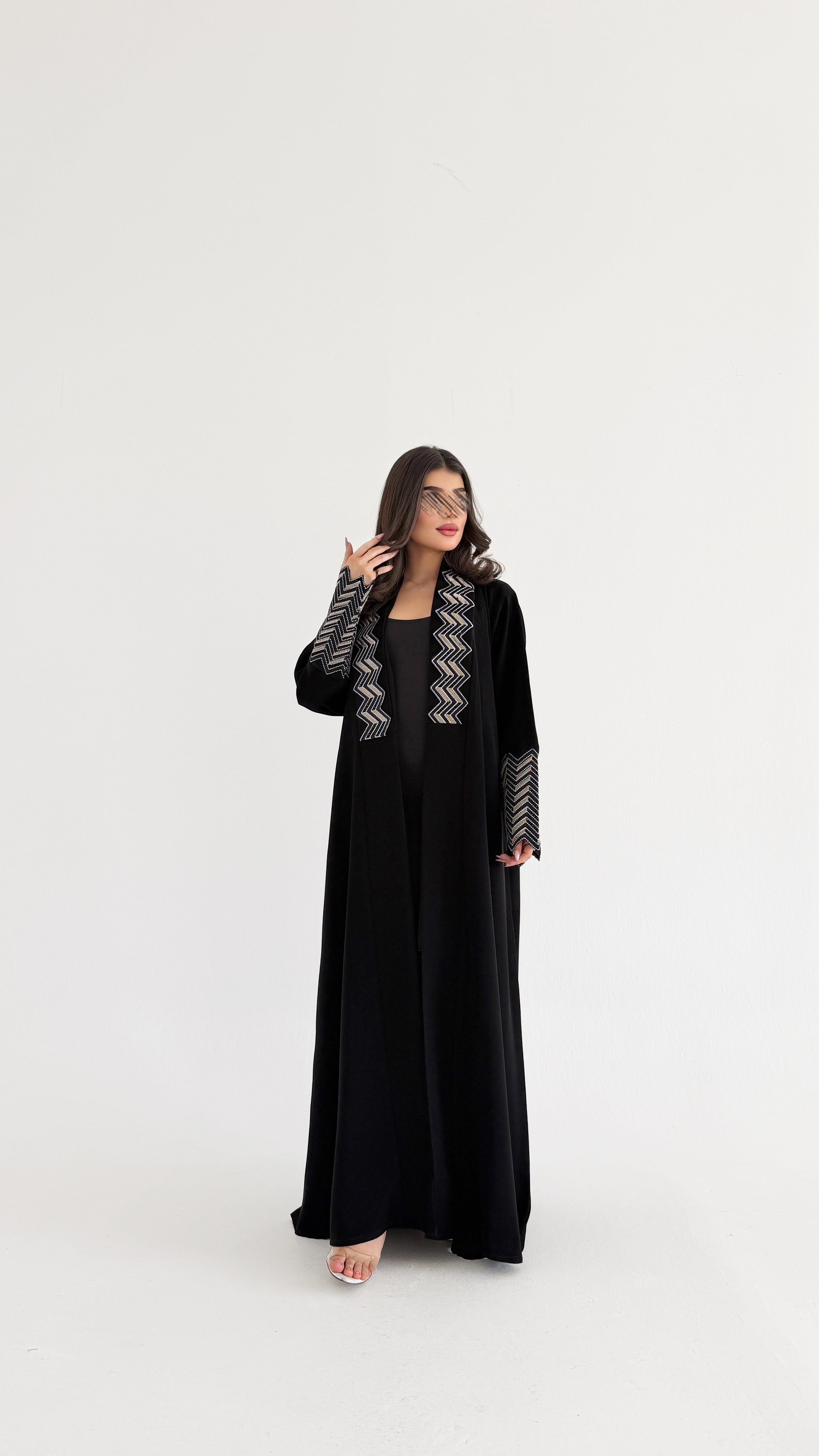 MW2094 - عباية ملكي بقصة نص كلوش عصرية - Aya