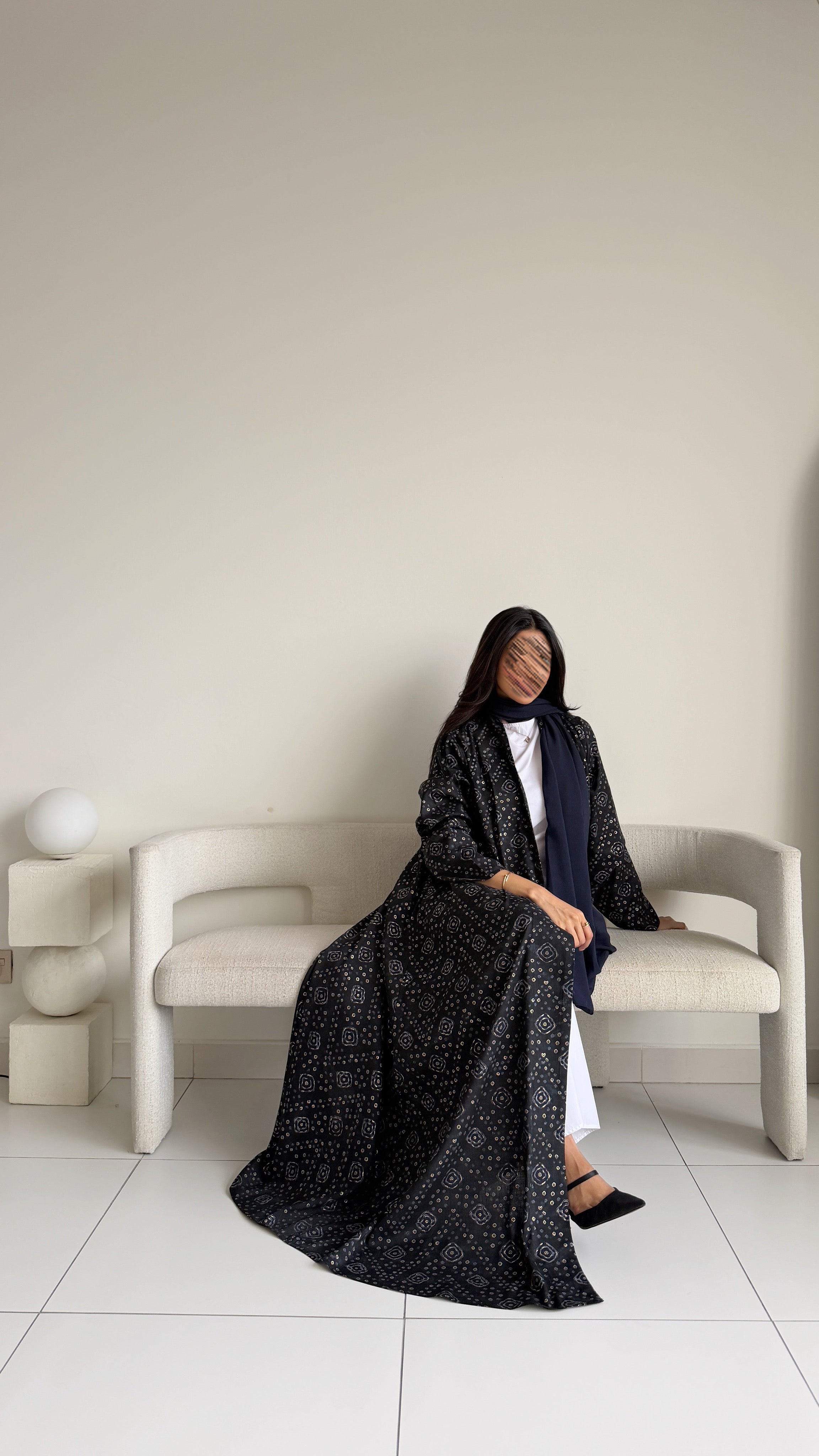 MW2149 -  عباية جاكار نص كلوش بزخارف راقي وحصرية - Aya