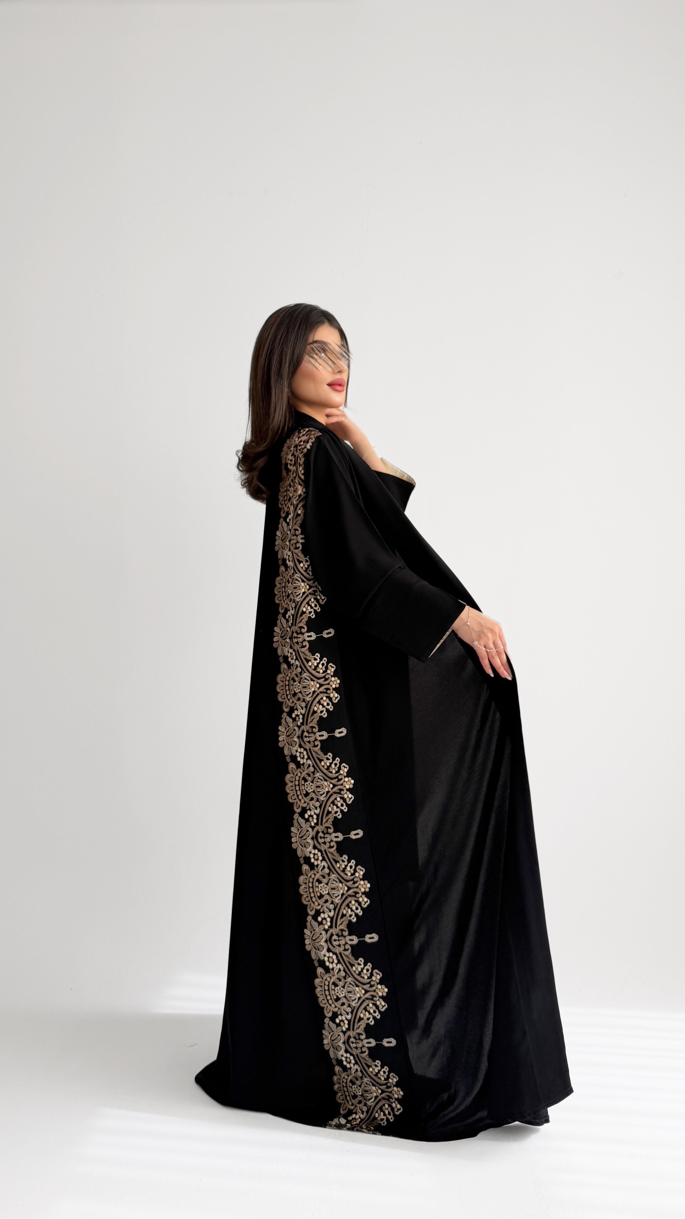 MWT1041 - عباية بني بتطريز - Aya