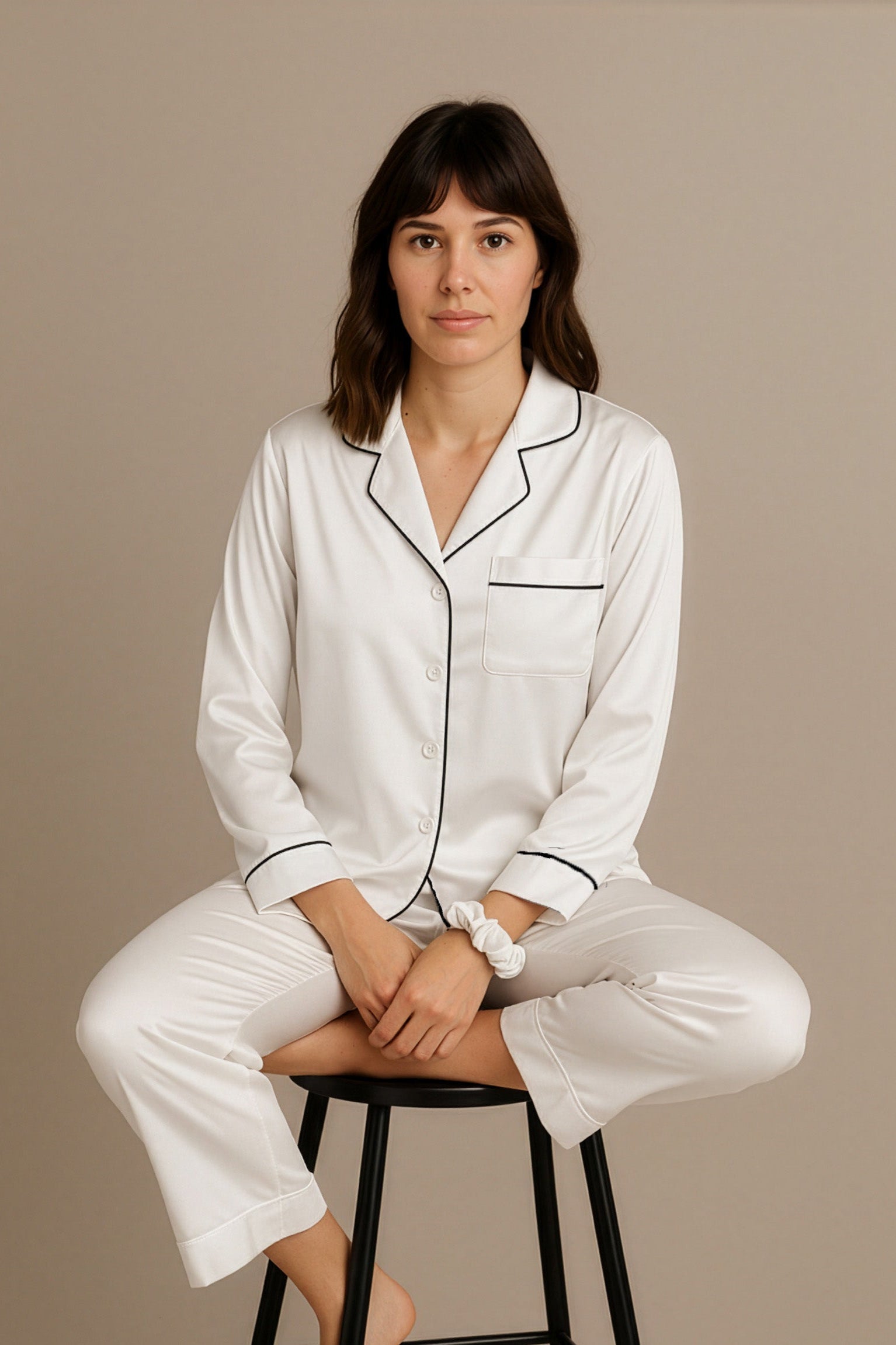 MWP03 -Button Down Silk PJ Sets with Free Scrunchie- White  | طقم بجامة حرير - أبيض (ربطة شعر مجانية)