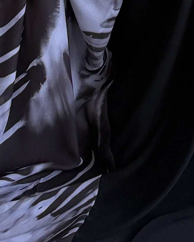 MWT1545 عباية طباعة | Printed Abaya - Aya