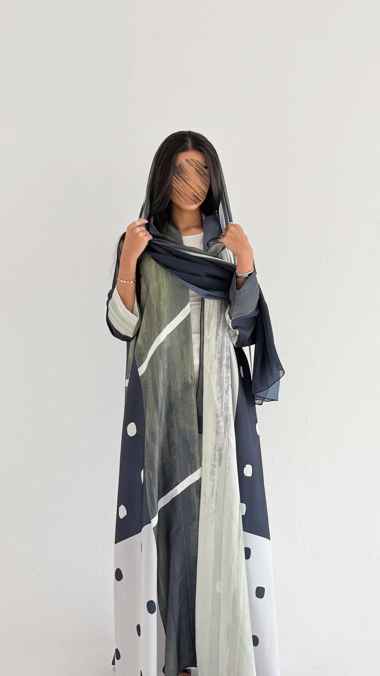 MWT1205 - عباية منقطة | Polka Dot Abaya - Aya