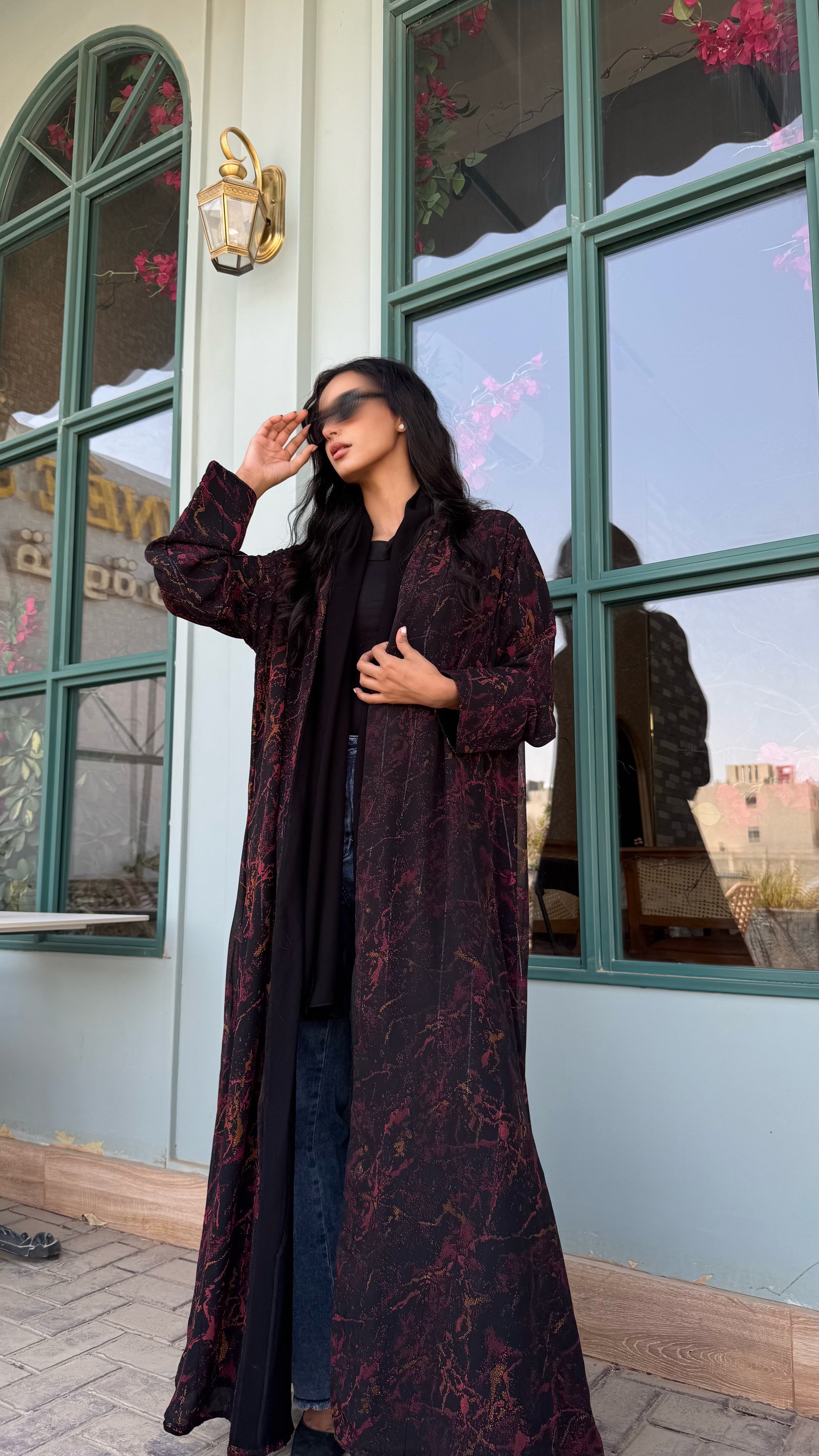MW645 - Light Crepe Standing with Jacquard Half-Cloche