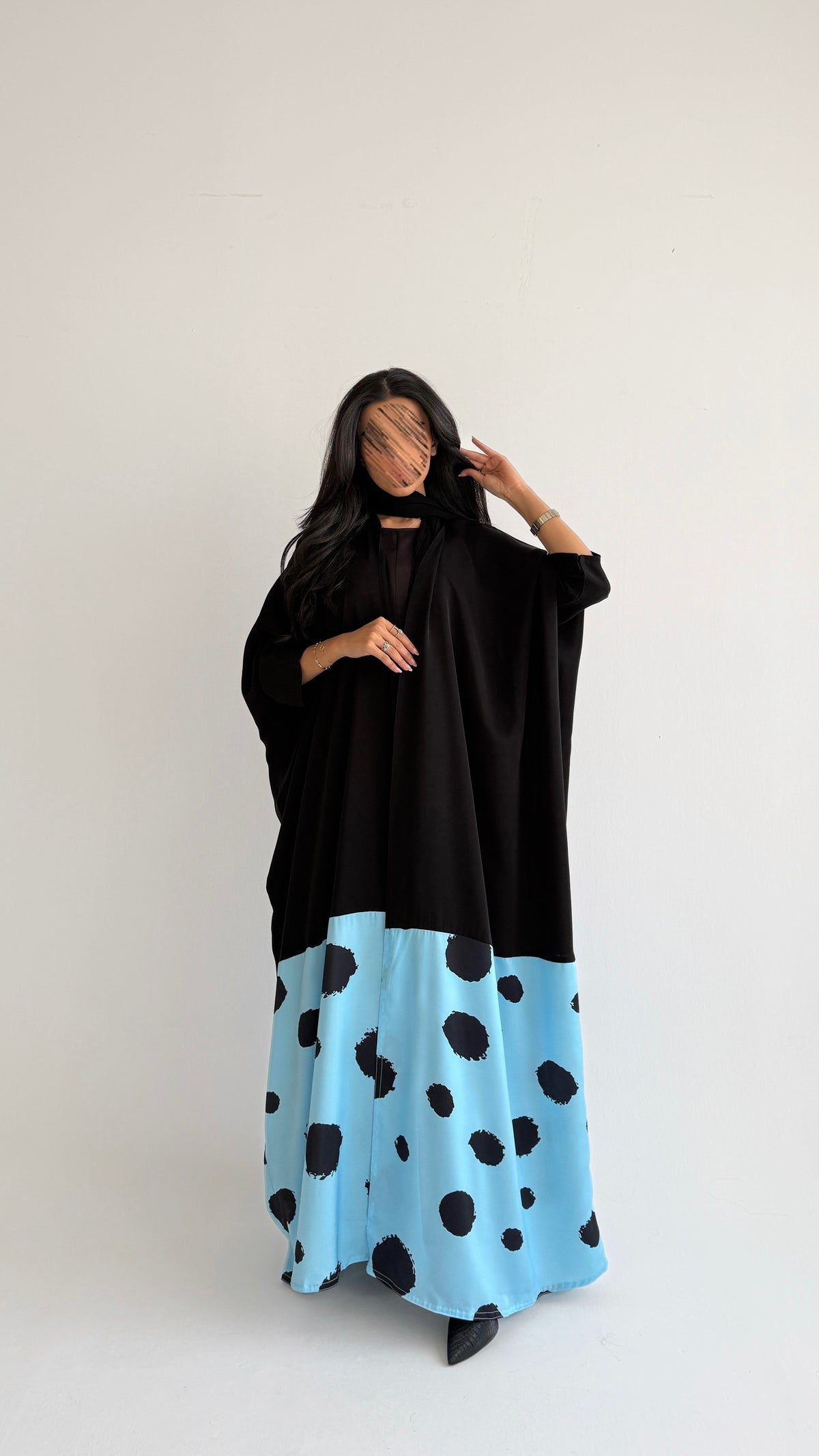 MWT2150 - Black crepe abaya with printed crepe