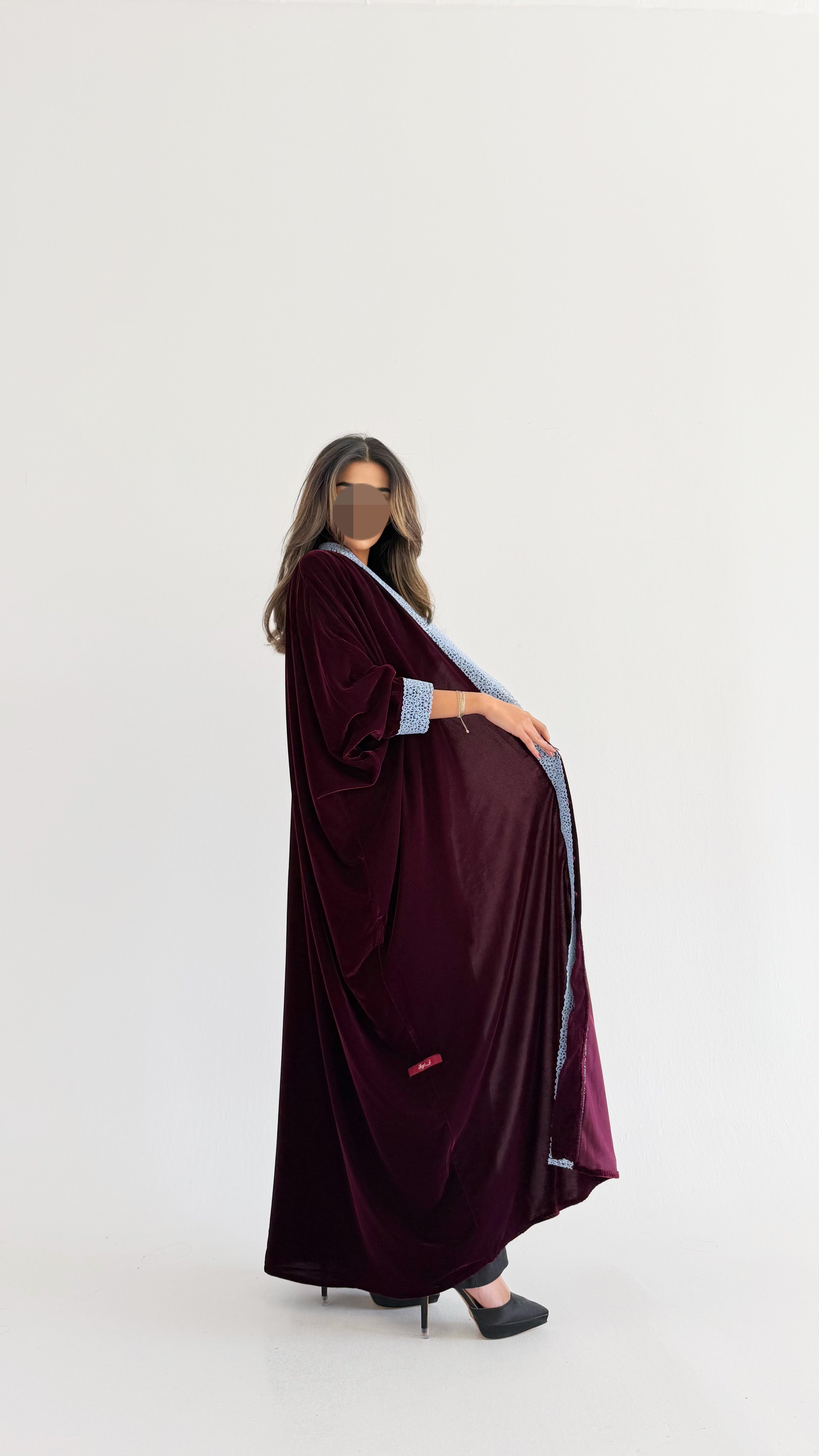 MW645 - Light Crepe Standing with Jacquard Half-Cloche