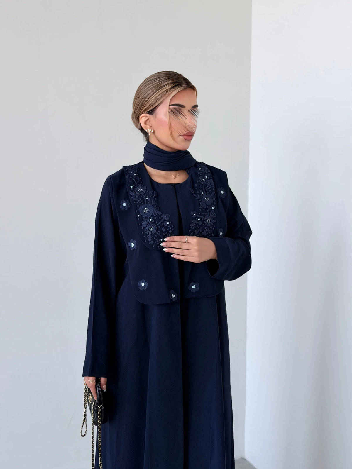 MWT4149 - عباية كحلي مطرزة - Aya