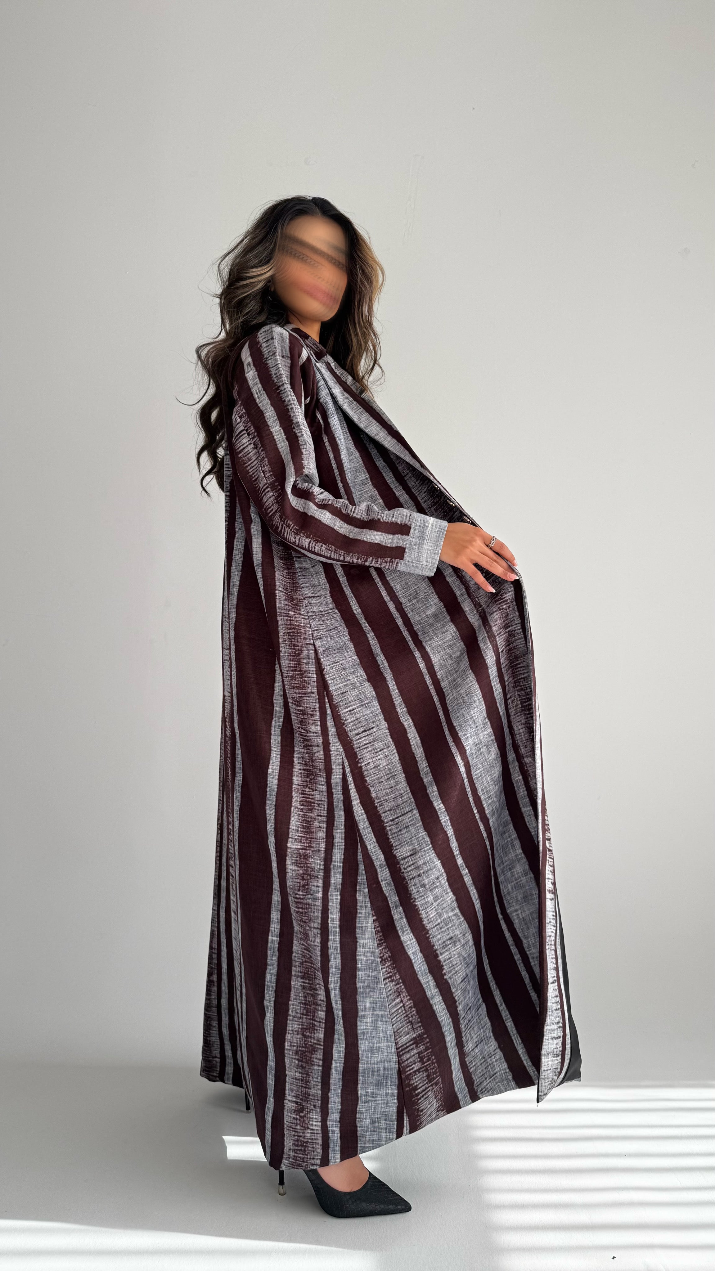 MWT832 - عباية بليزر طباعة | Printed Blazer Abaya - Aya