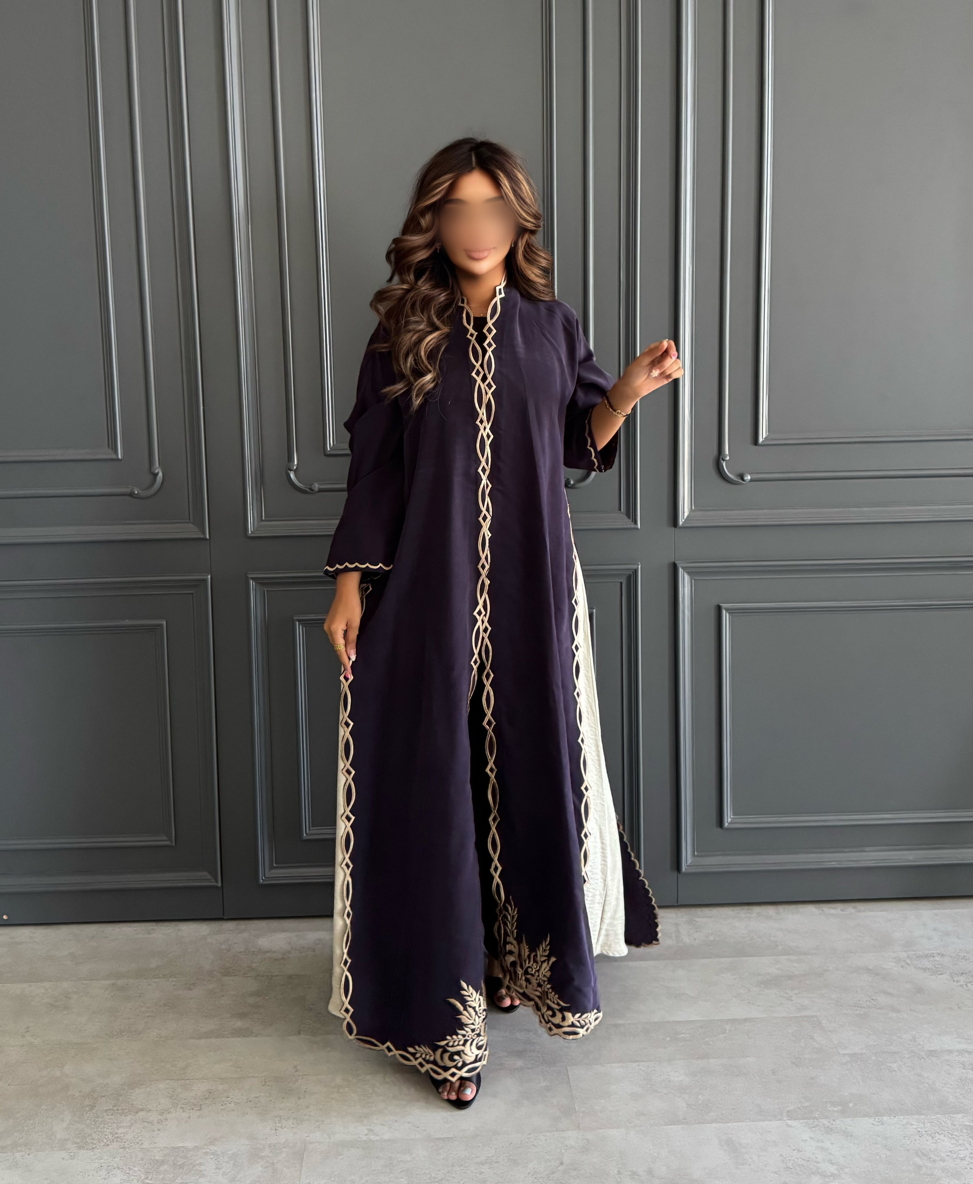 MW645 - Light Crepe Standing with Jacquard Half-Cloche