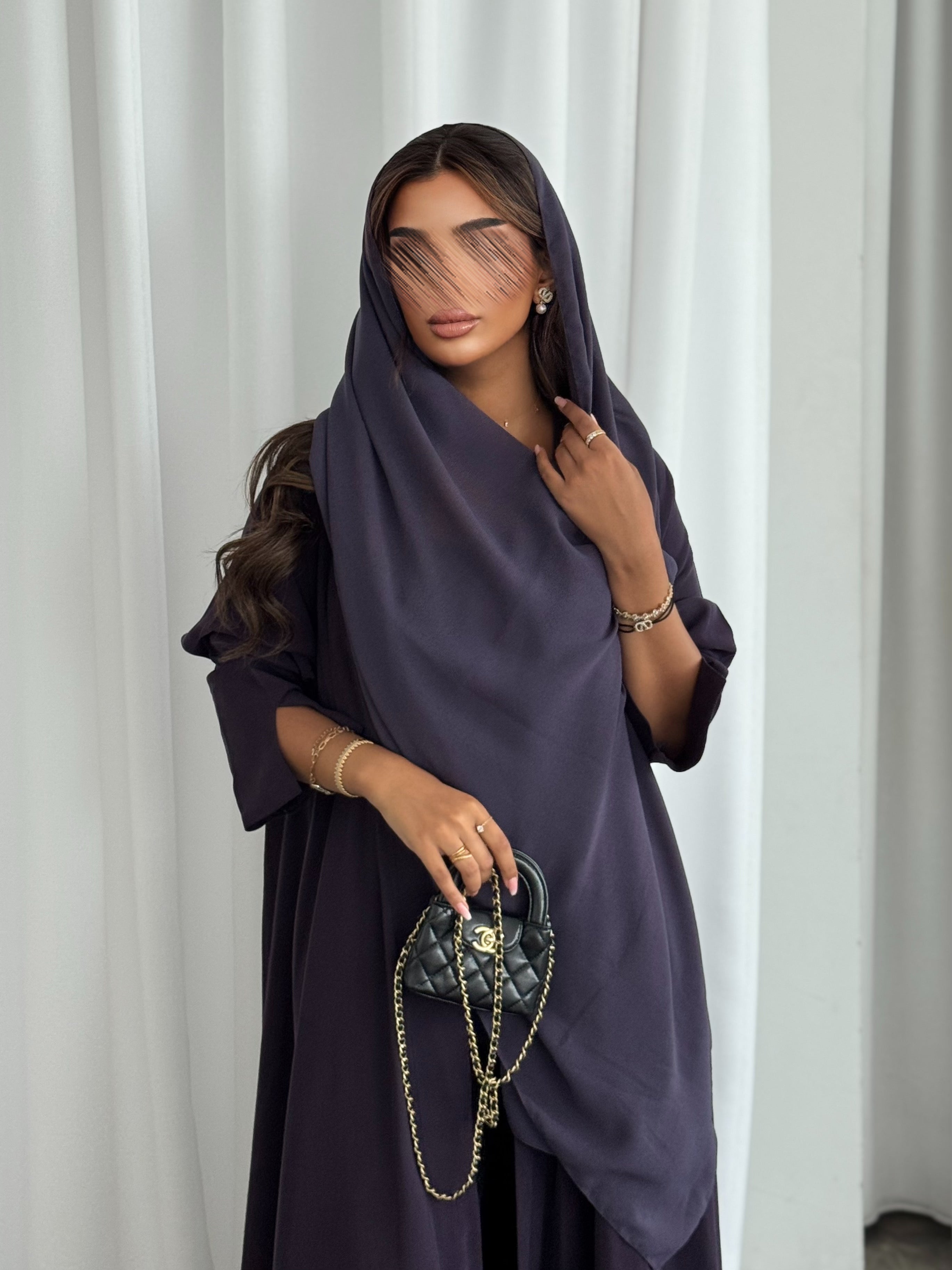 MWT493 - عباية موف سادة
