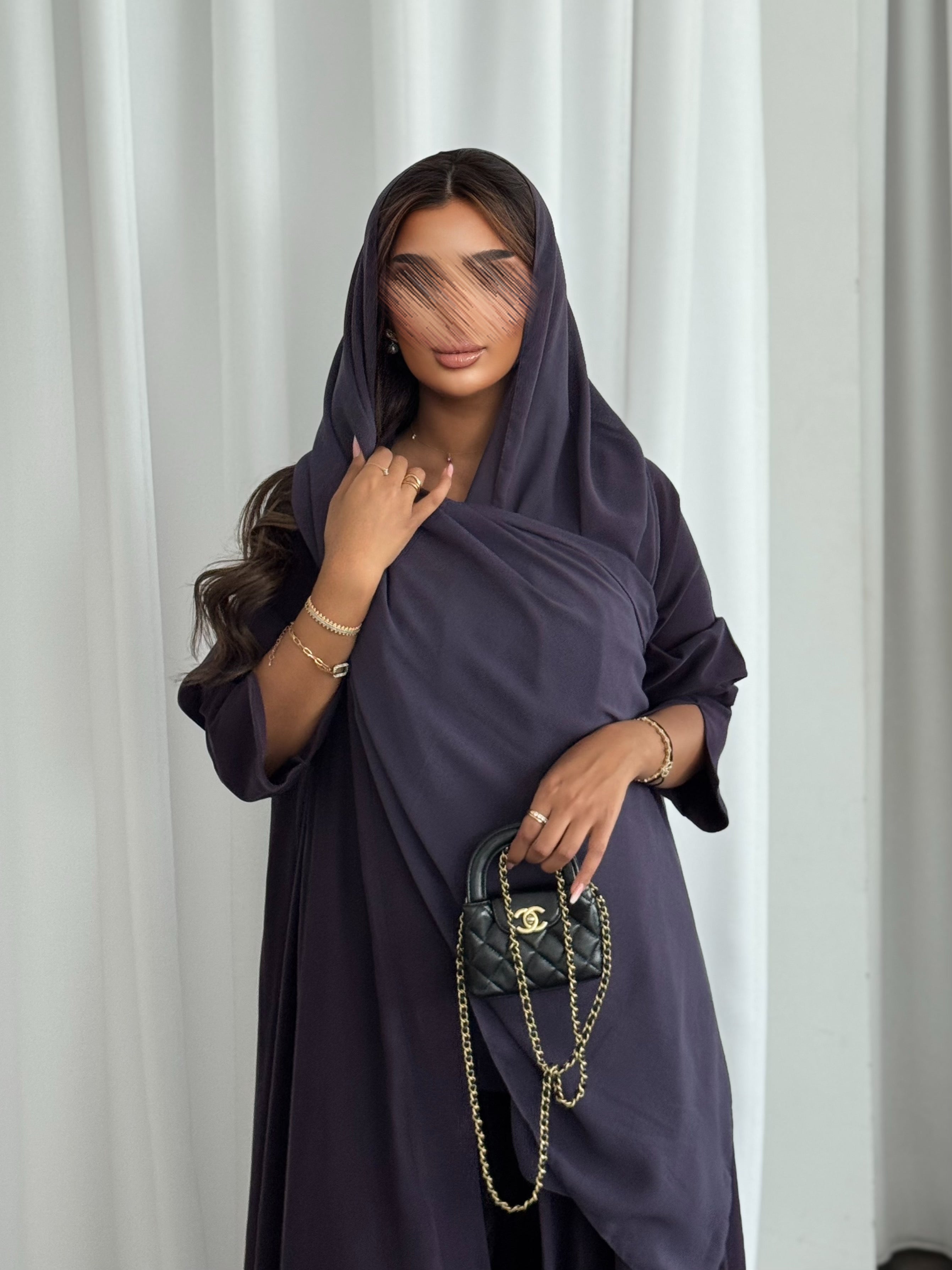 MWT493 - عباية موف سادة
