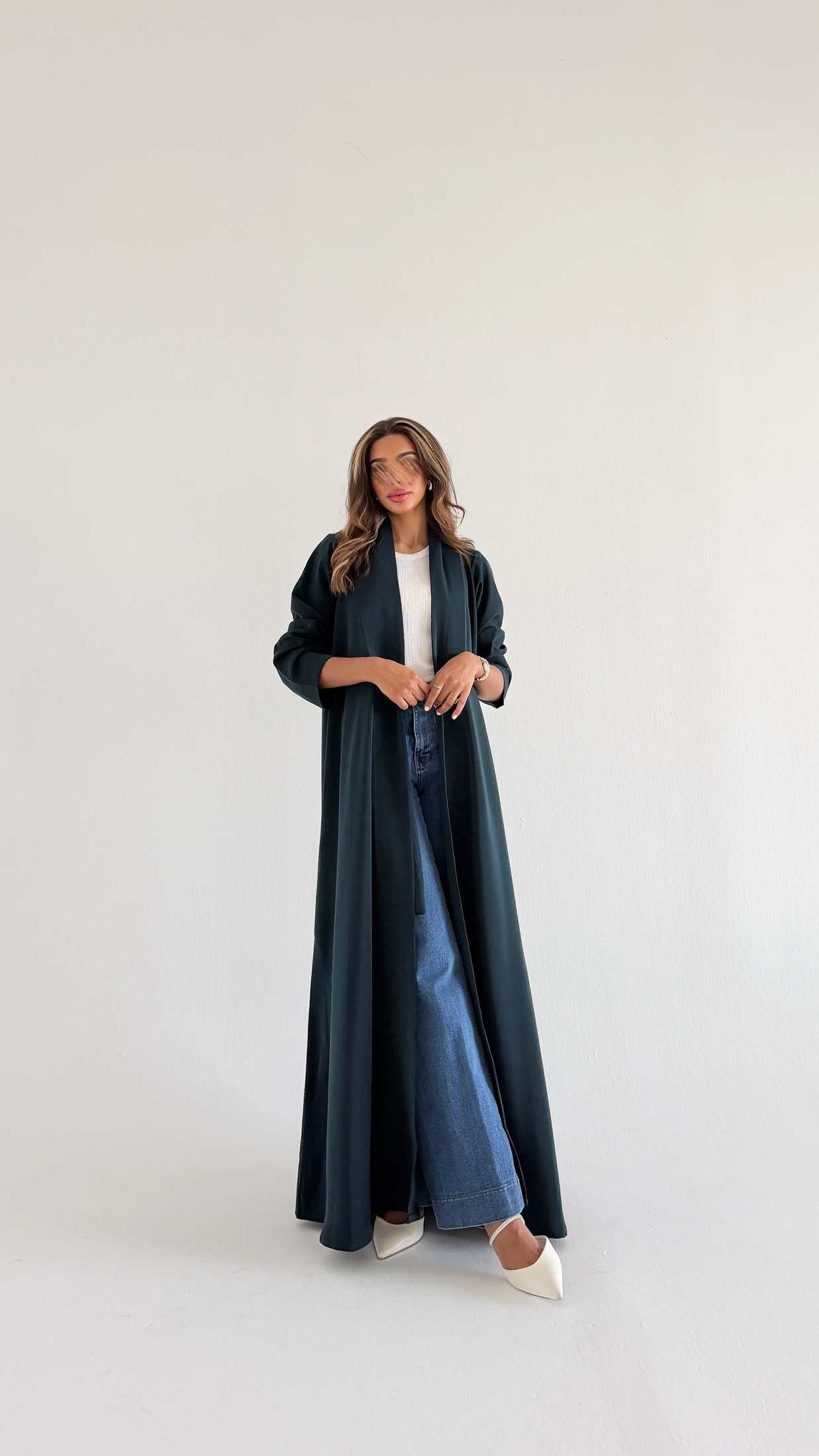 MWT1234 - عبايه ساده مع طرحه لينن - Aya