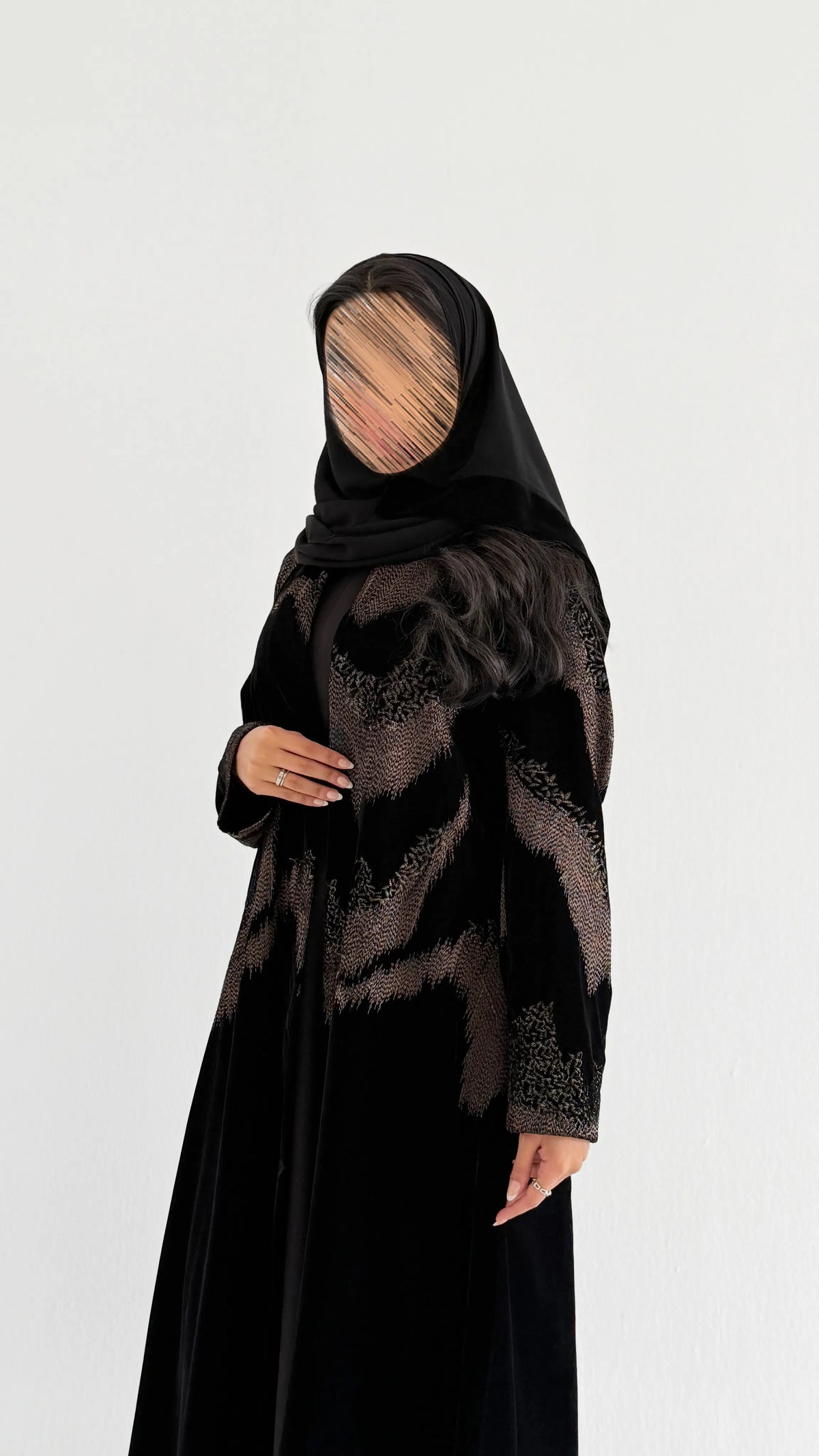 MWT2176 - عباية مخمل شتوية - Aya
