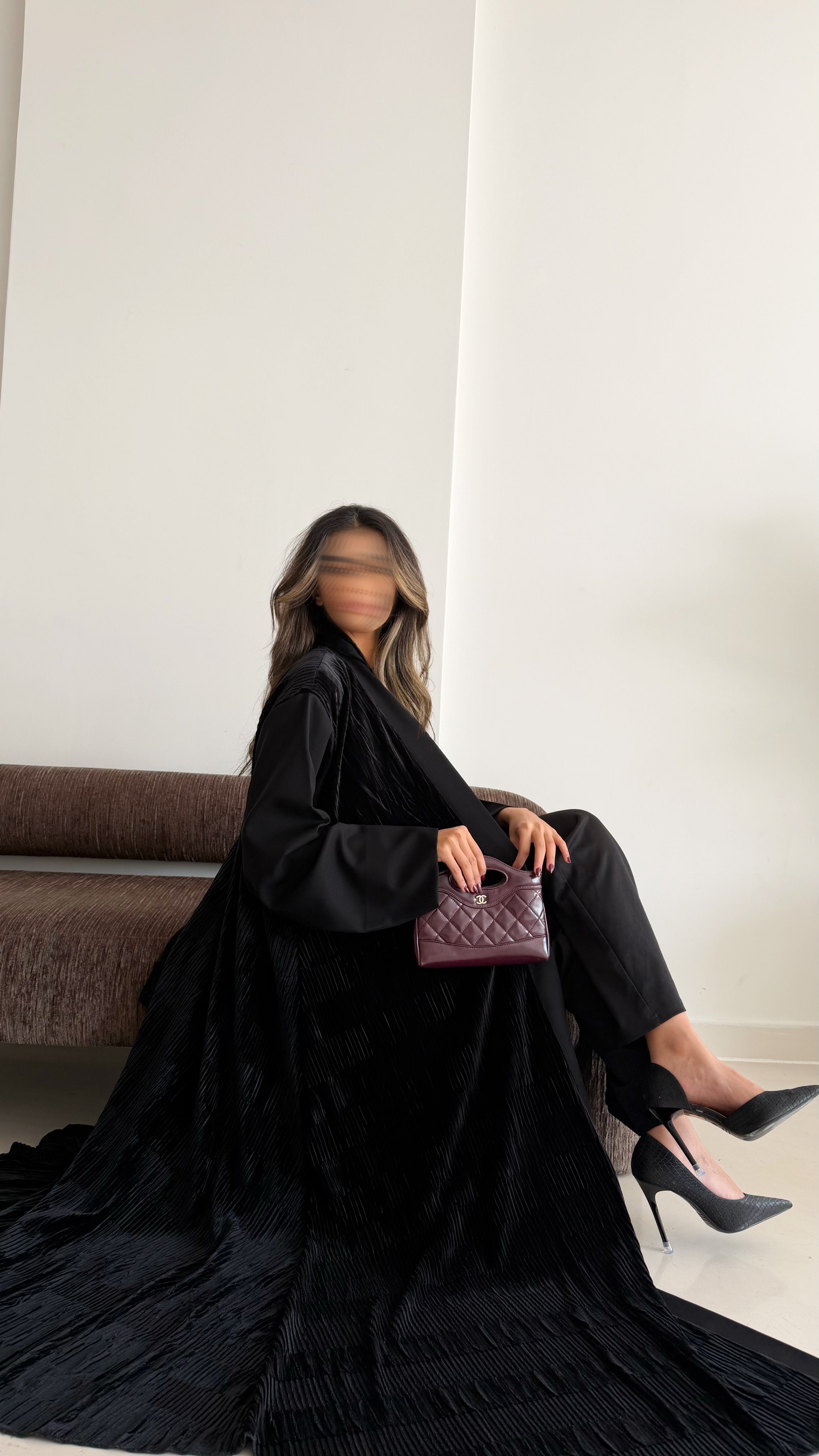 MW645 - Light Crepe Standing with Jacquard Half-Cloche