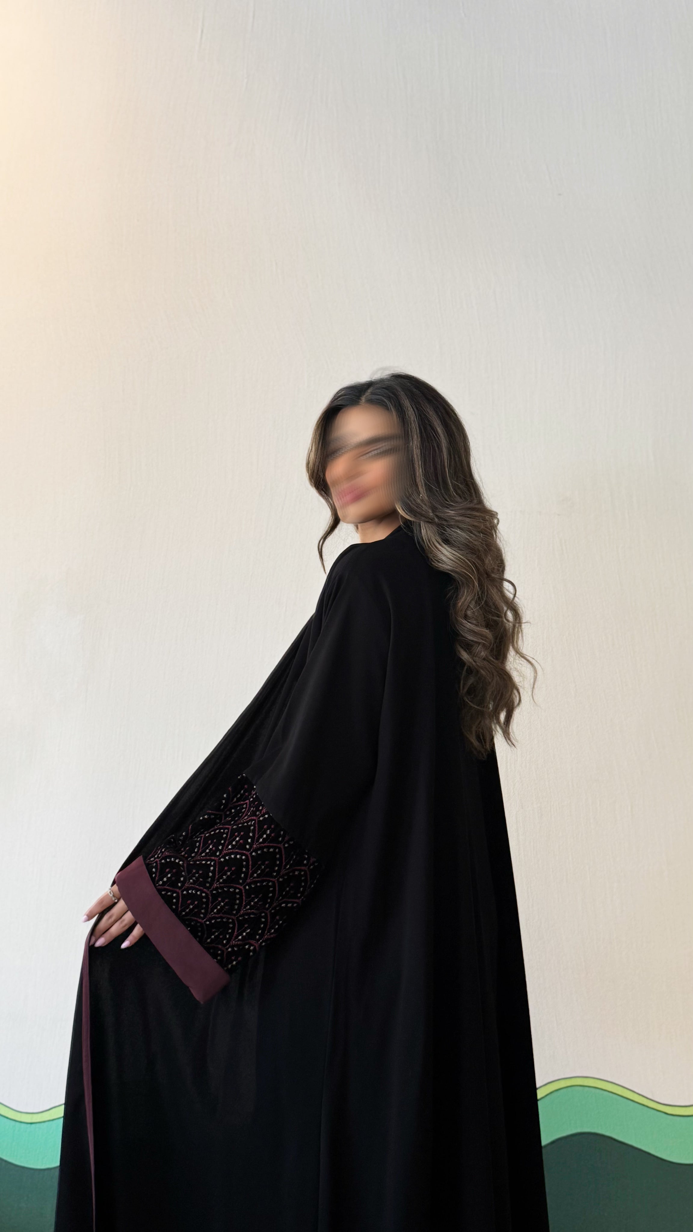 MW645 - Light Crepe Standing with Jacquard Half-Cloche