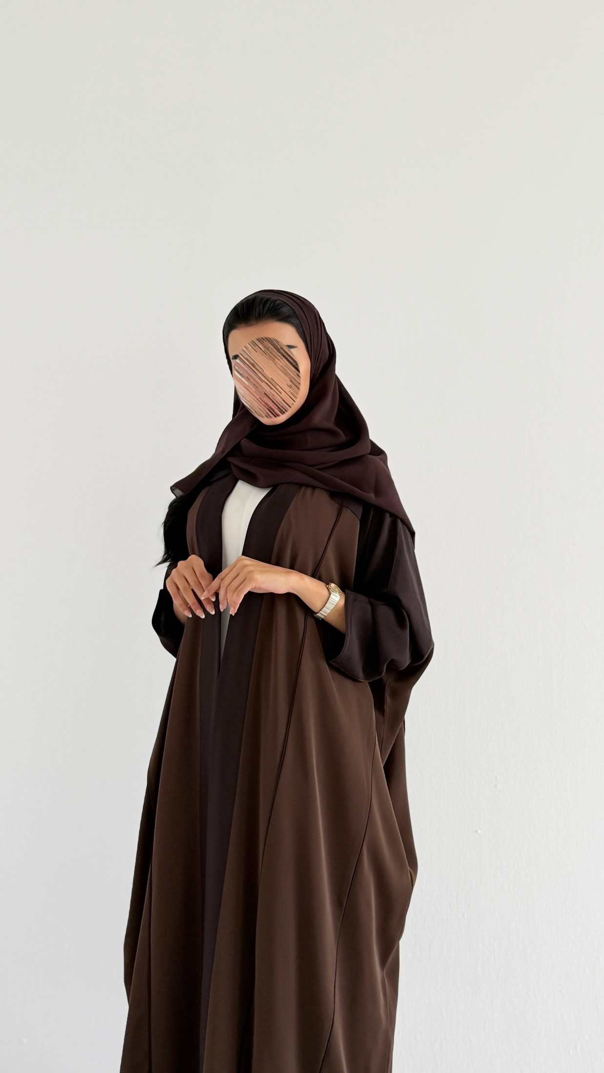 MW400 - عباية نص بشت بلونين وتزيين بقيطان - Aya