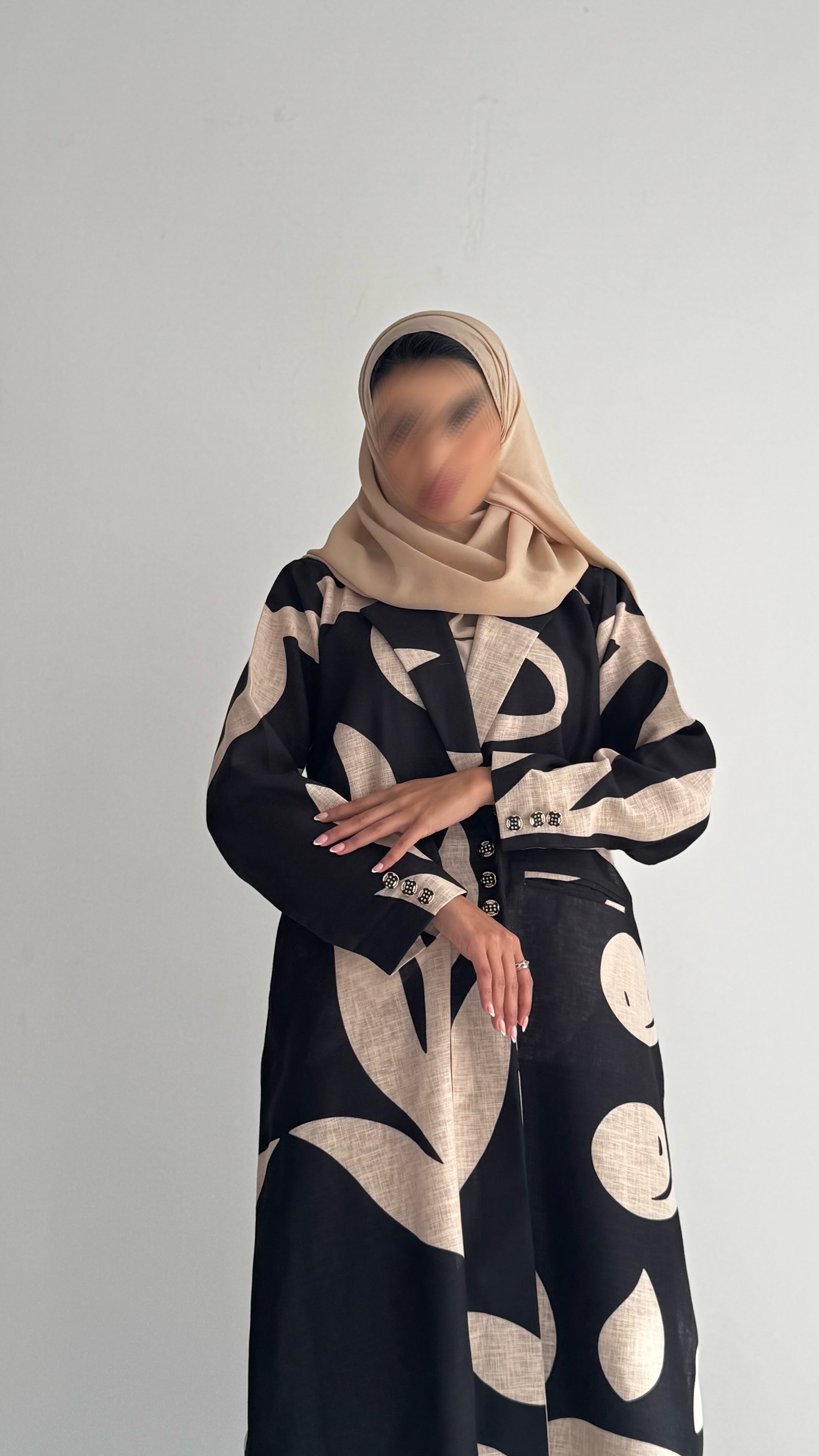 MWT837 - عباية بليزر طباعة | Printed Blazer Abaya - Aya