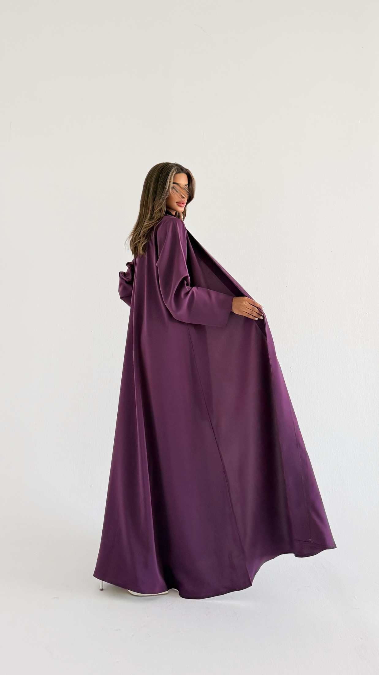 MWT1235 - عبايه ساده مع طرحه لينن - Aya