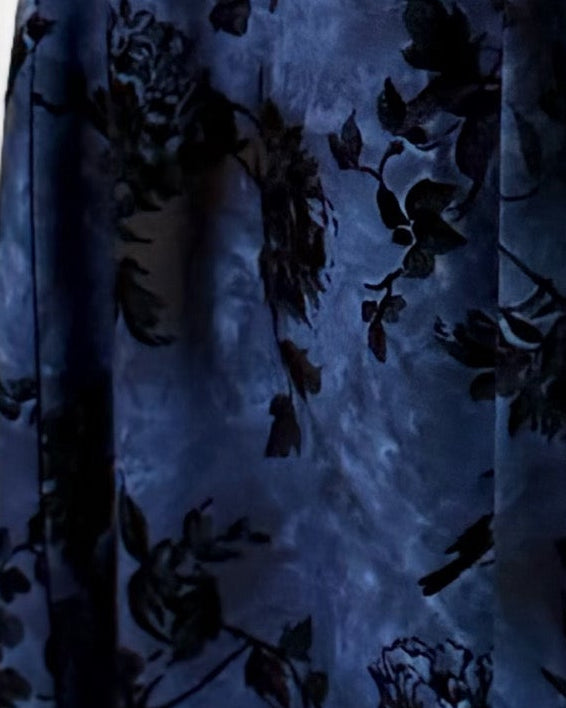 MWT5005 - عبايه كحلي طباعة كريب قصة نص كلوش - Aya