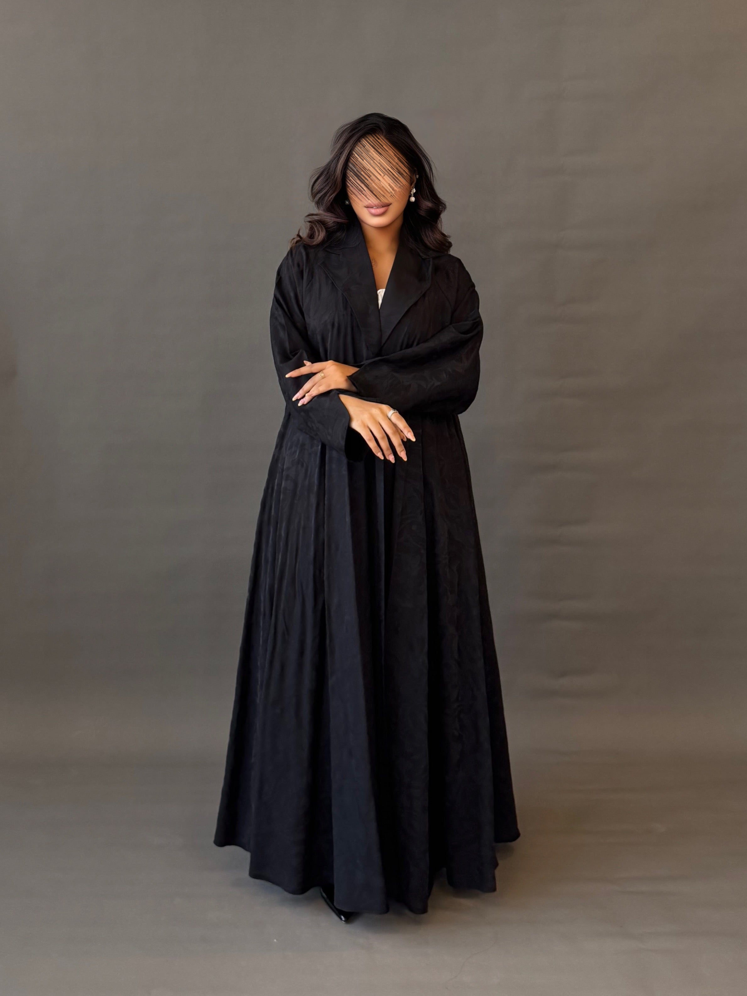 MW645 - Light Crepe Standing with Jacquard Half-Cloche