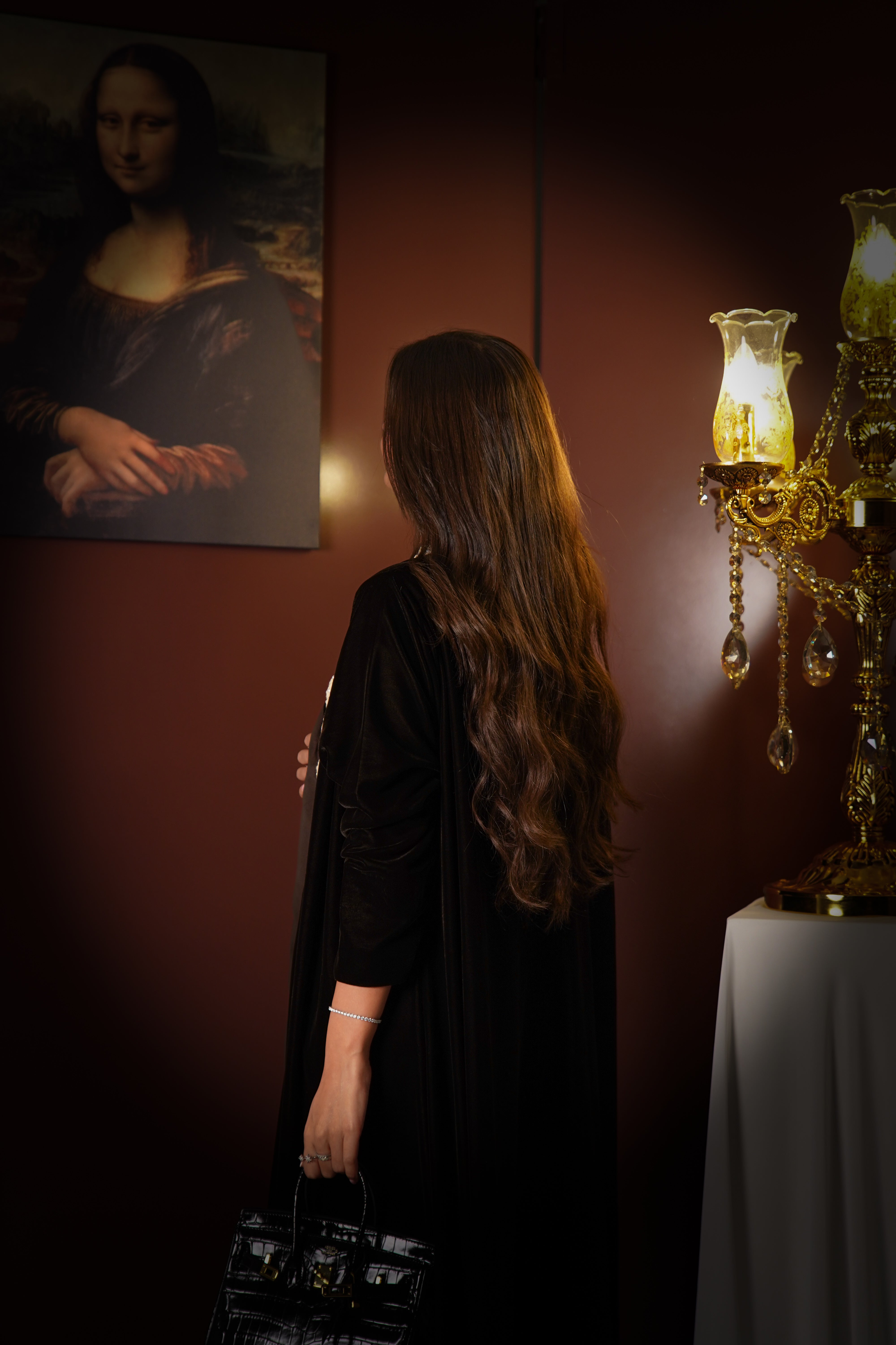 MW645 - Light Crepe Standing with Jacquard Half-Cloche