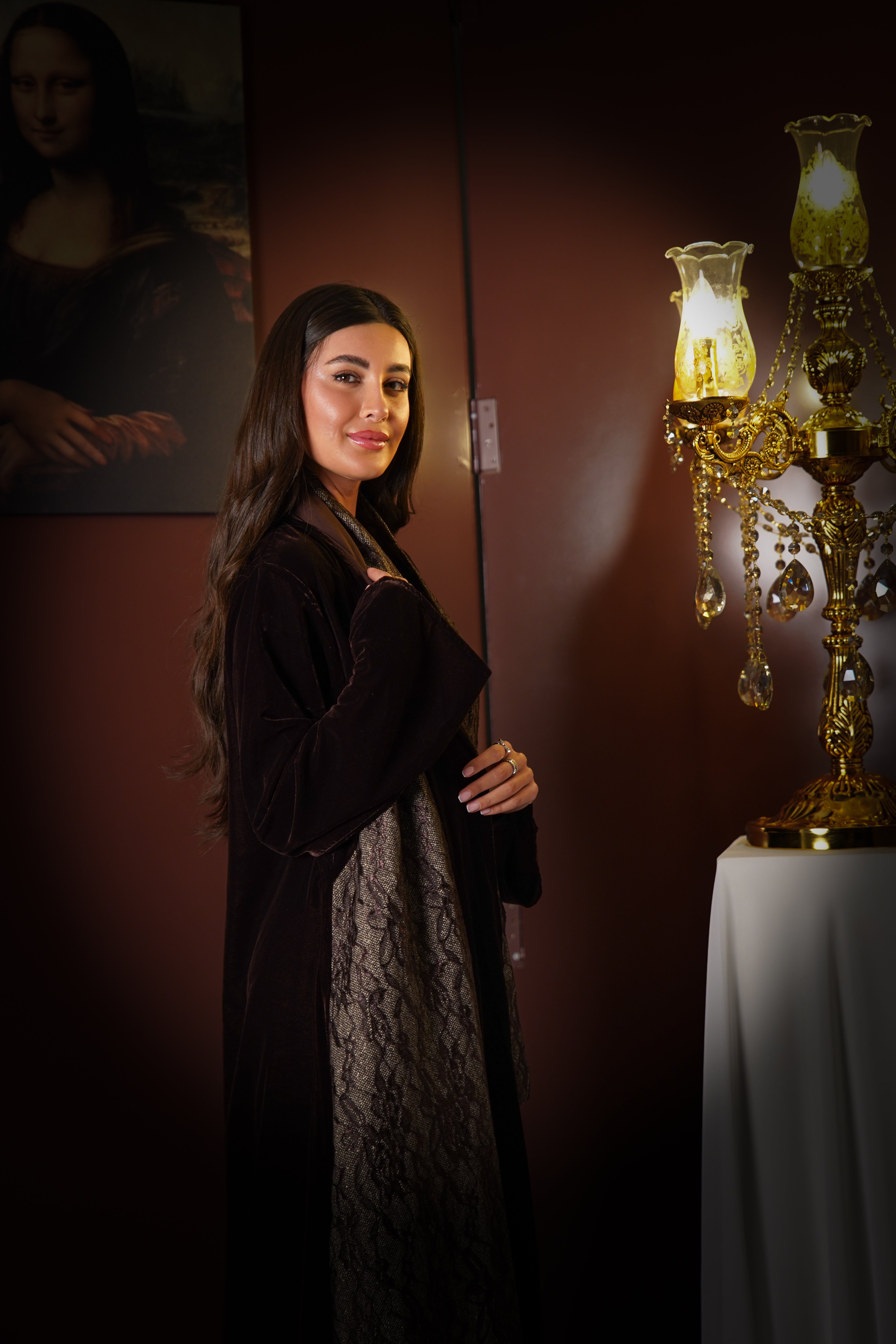 MW645 - Light Crepe Standing with Jacquard Half-Cloche