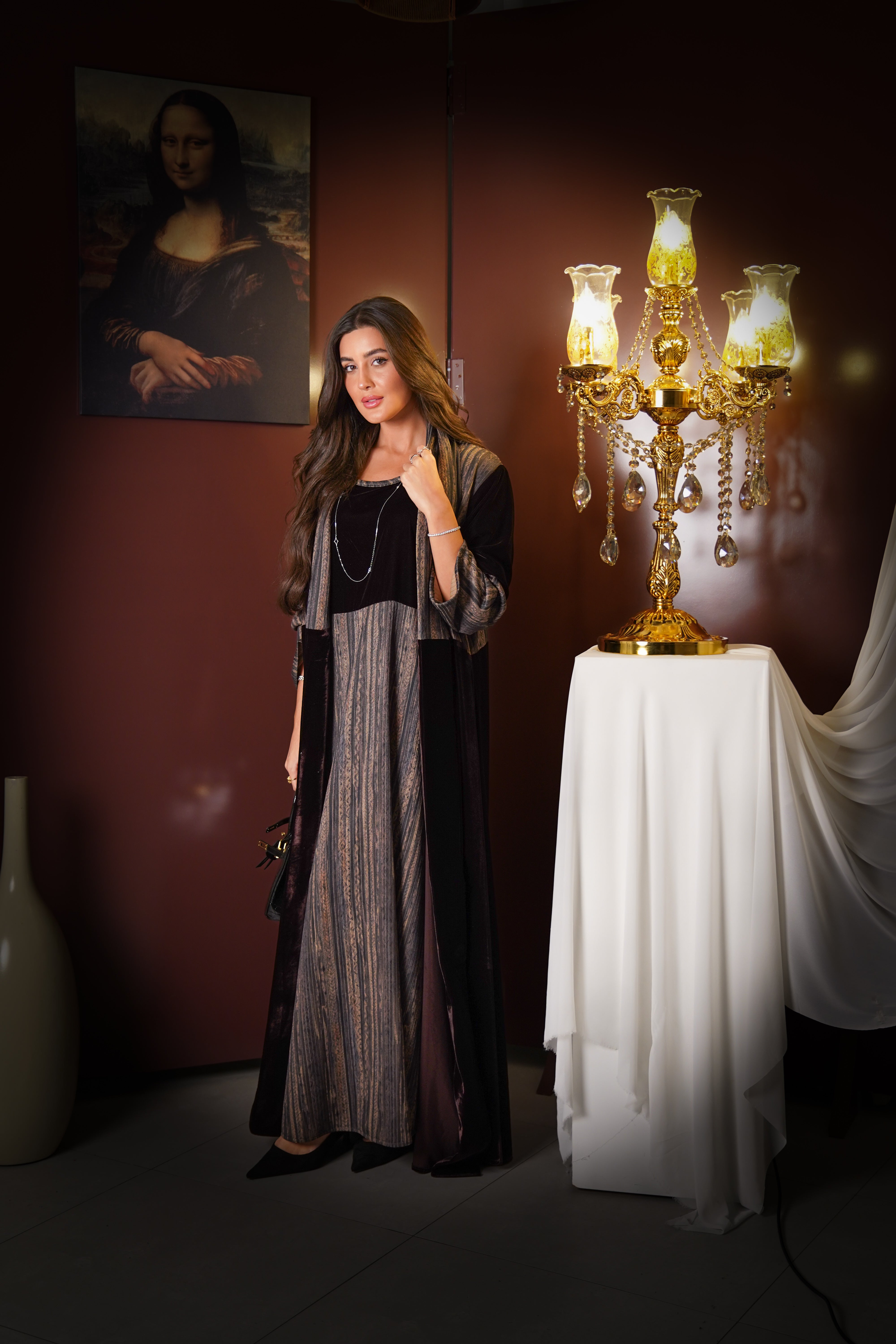 MW645 - Light Crepe Standing with Jacquard Half-Cloche