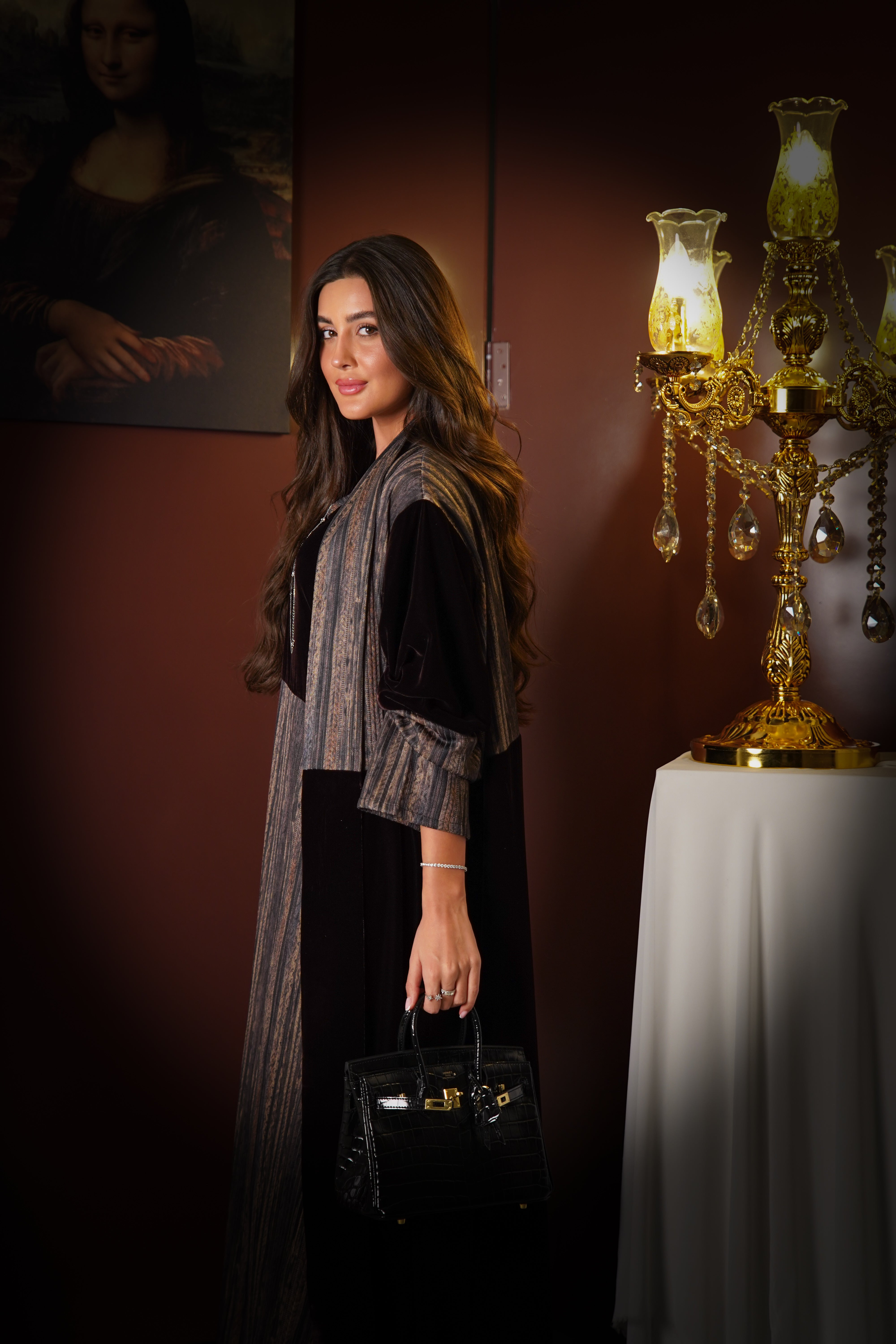 MW645 - Light Crepe Standing with Jacquard Half-Cloche