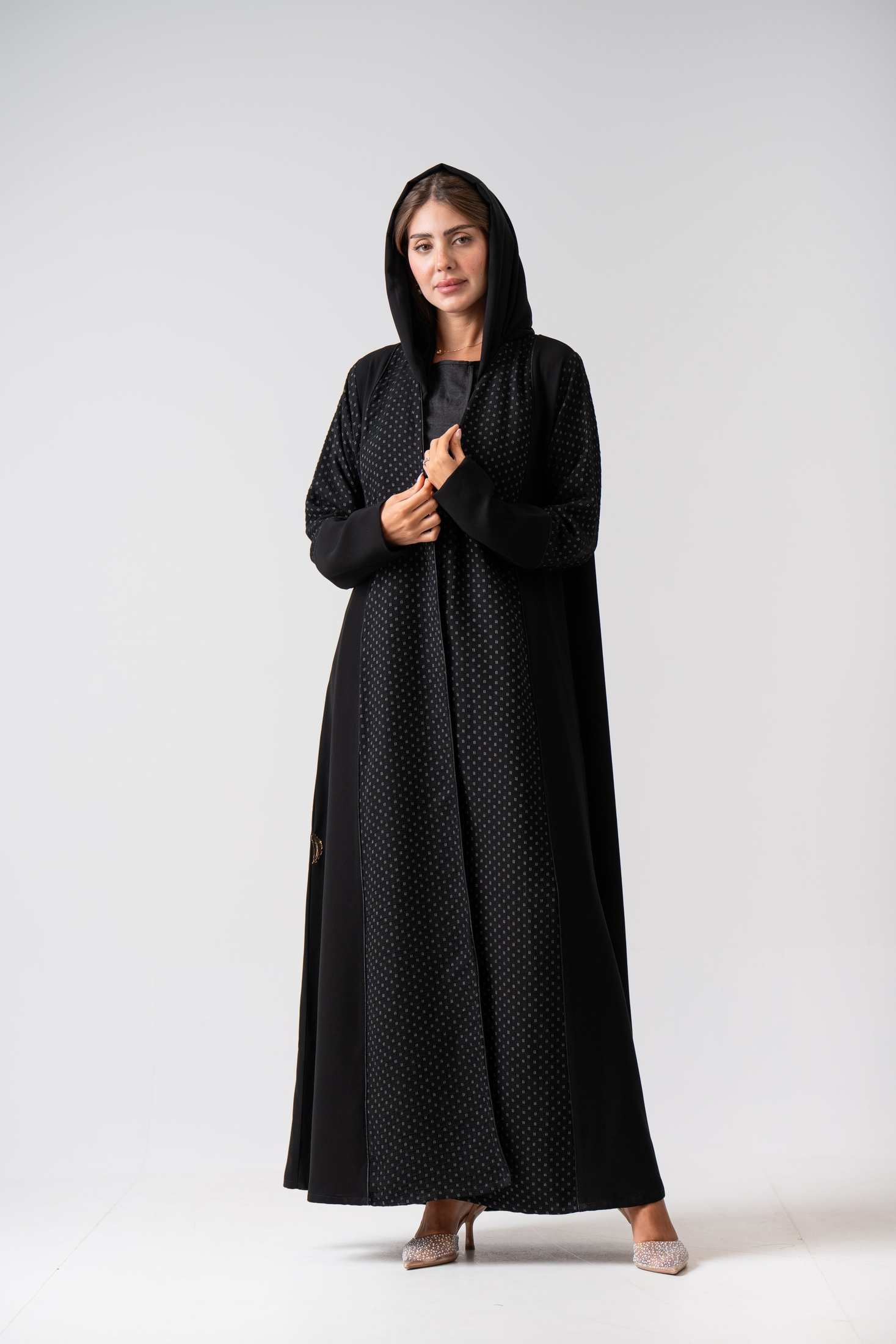 MWT4342 - عباية فوكرو منقط - Aya