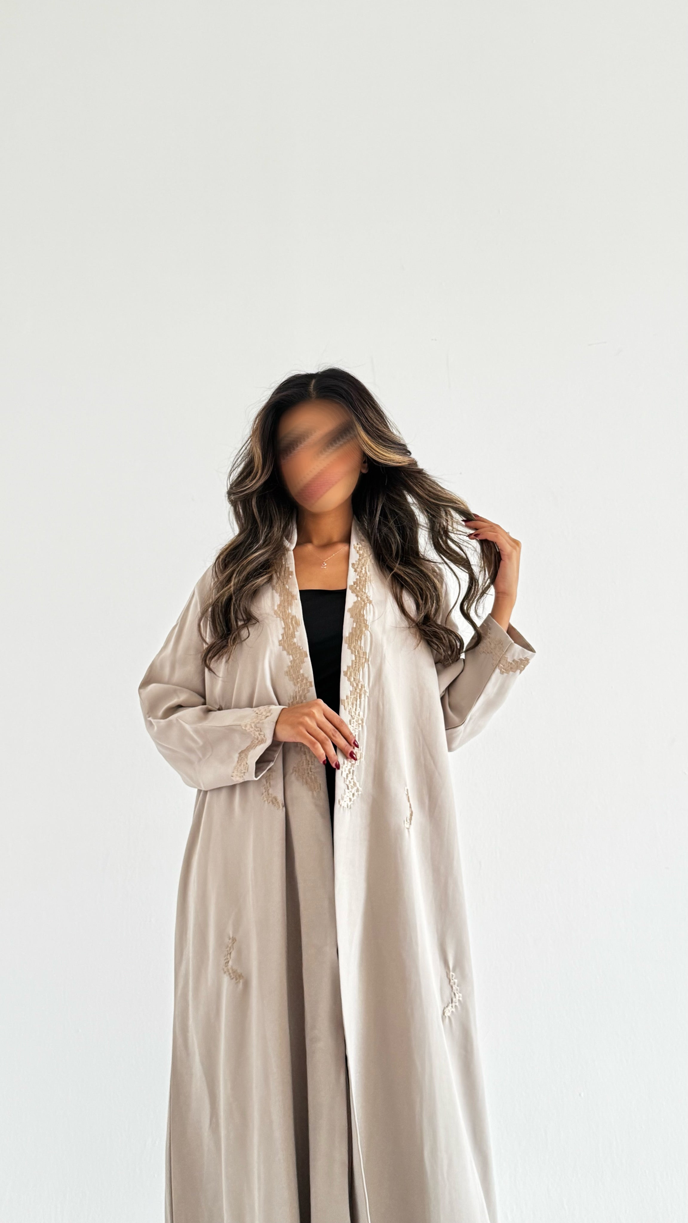 MWT371 - عباية بني تطريز - Aya