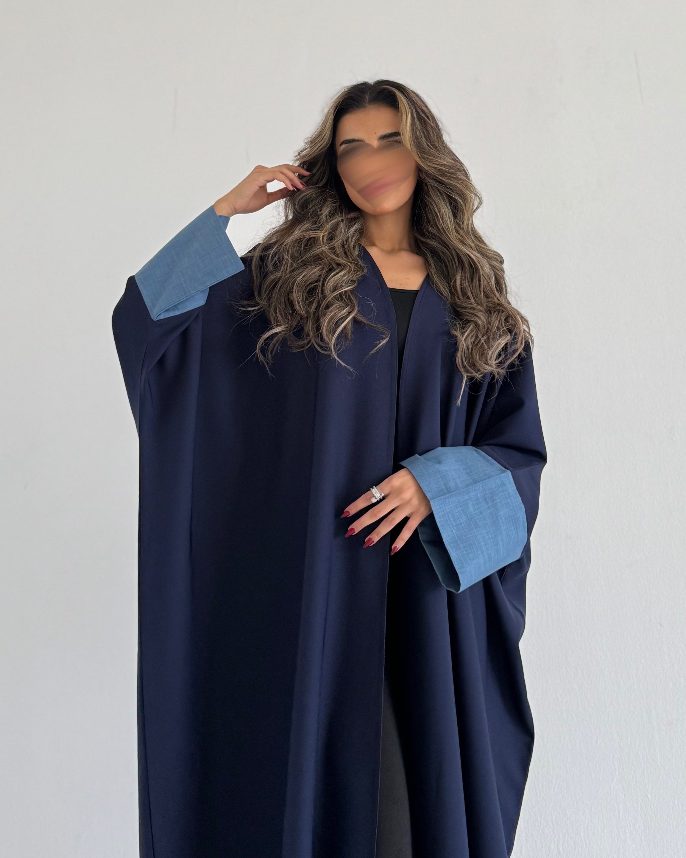 MW645 - Light Crepe Standing with Jacquard Half-Cloche
