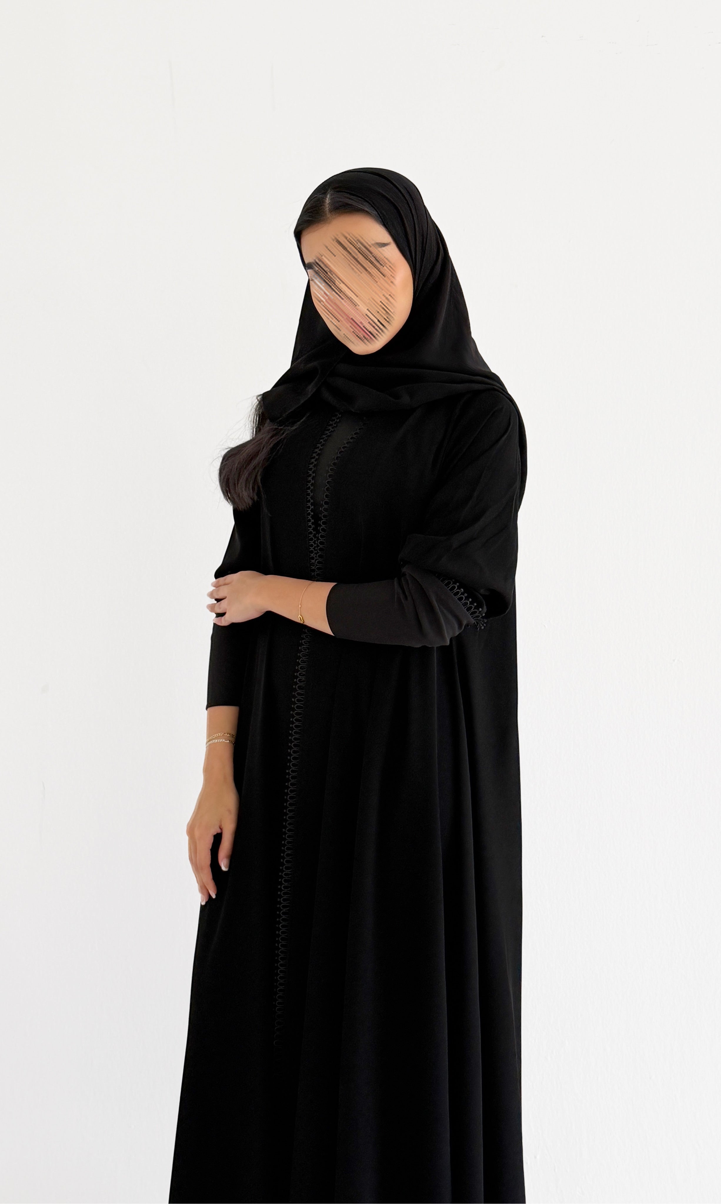 MW2039 - عبايه ملكي مع اضافه كم سترتش - Aya