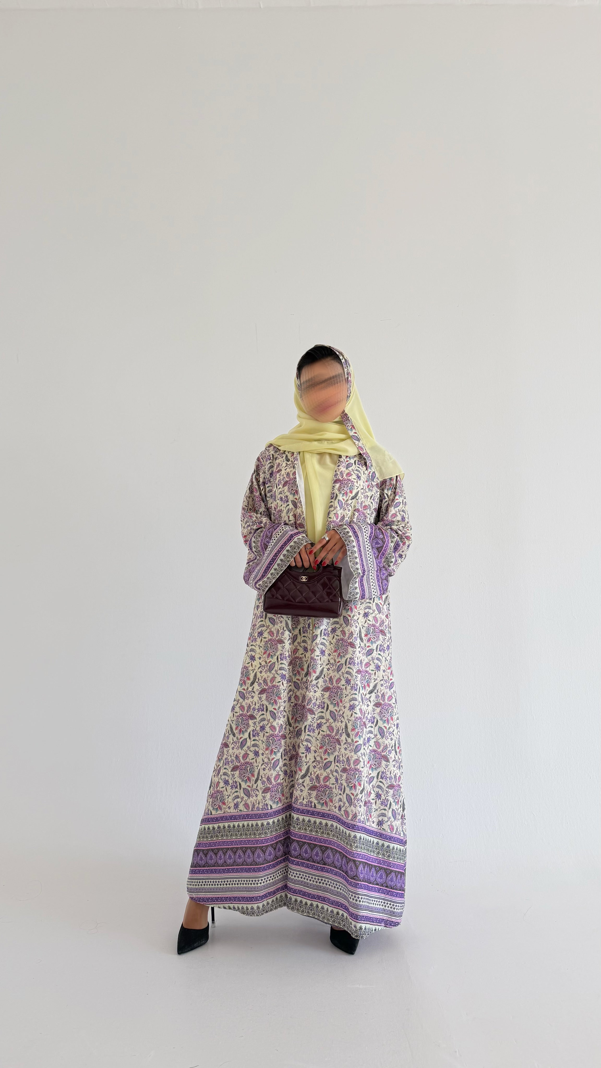 MW645 - Light Crepe Standing with Jacquard Half-Cloche