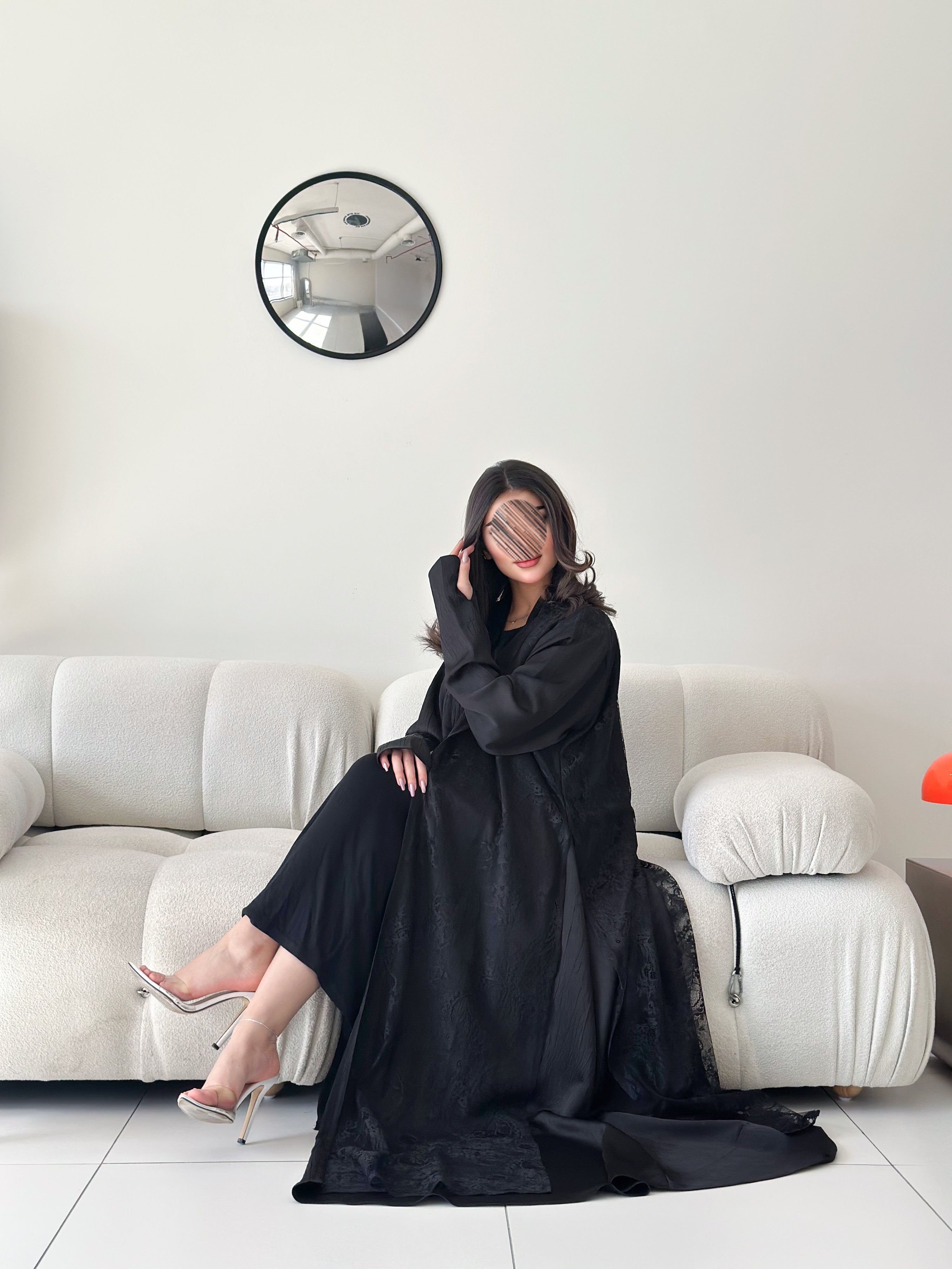 MW2115 -  عباية جاكار بقصة نص كلوش  مع اضافة  الدانتيل عصرية - Aya