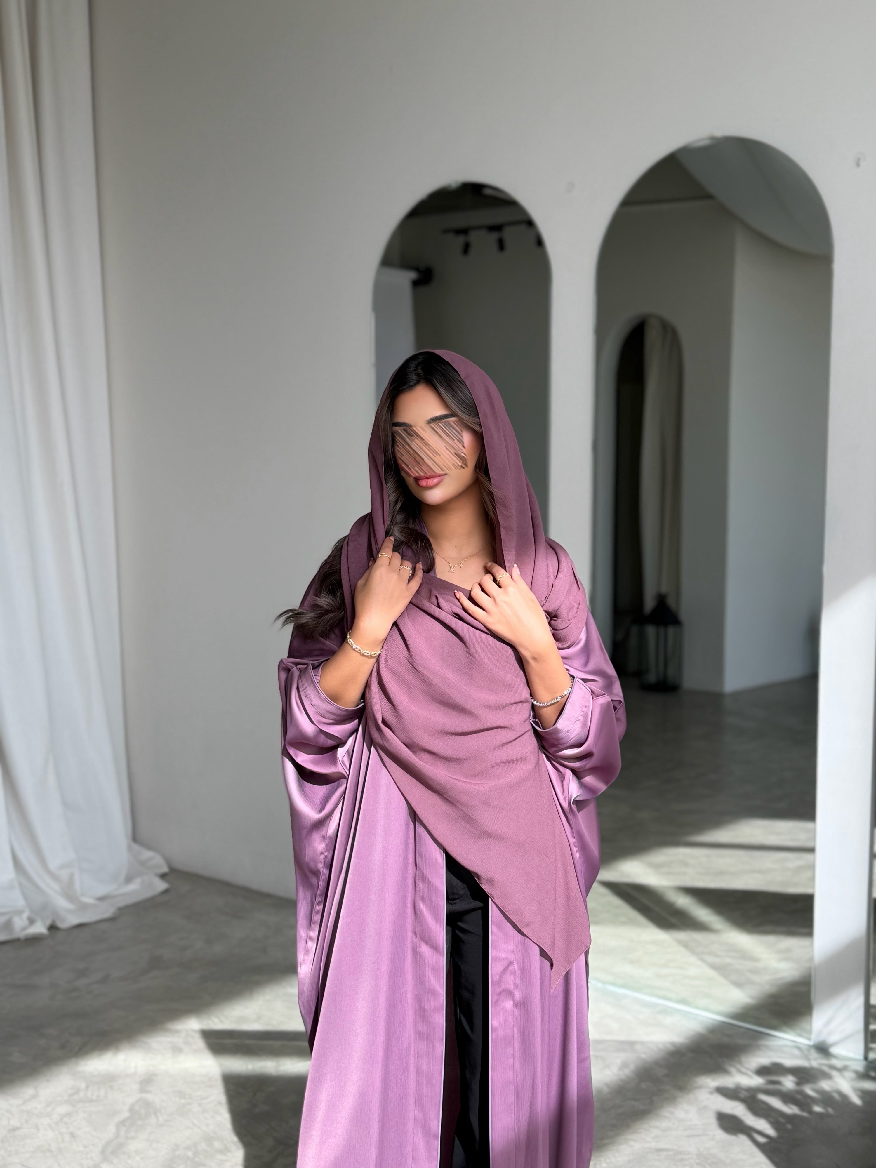 MWT775 - عباية كريب زهرية - Aya