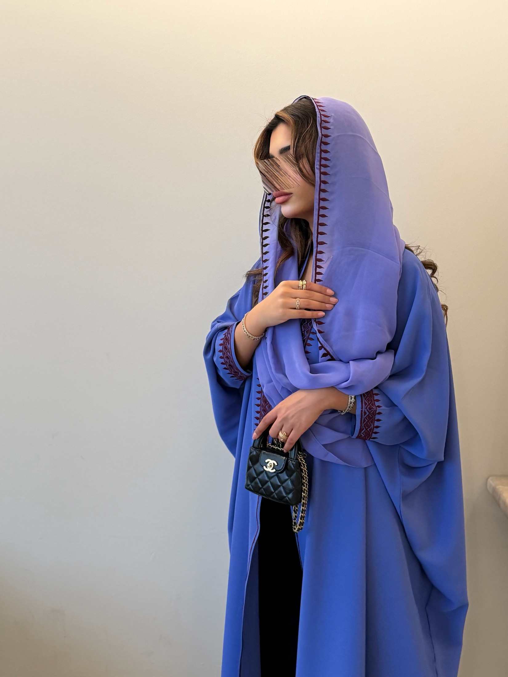 MWT5063 - قماش كريب بنفسجي مع تطريز من الأمام والأكمام والطرحه - Aya