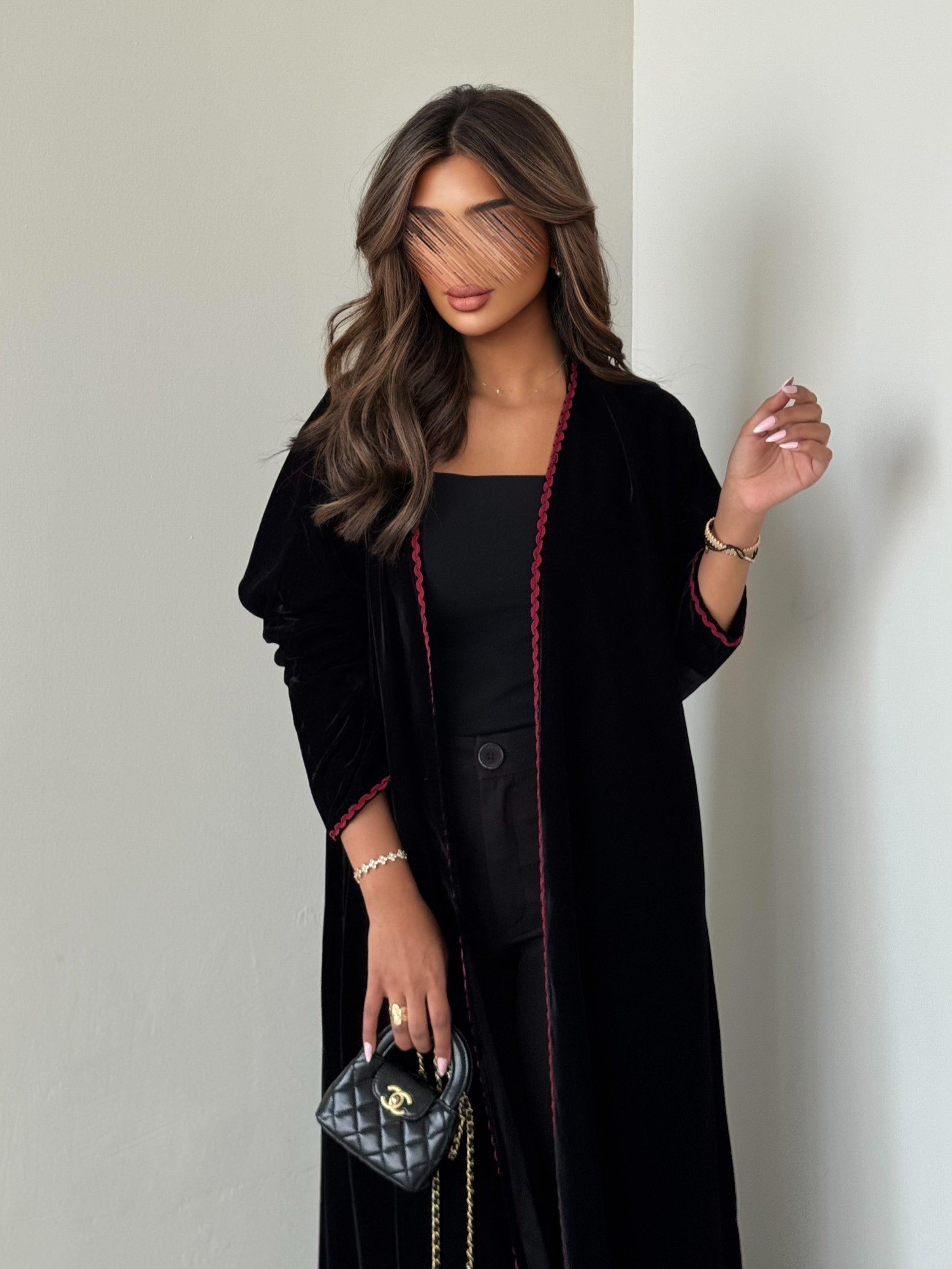 MWT553 - عباية مخمل - Aya