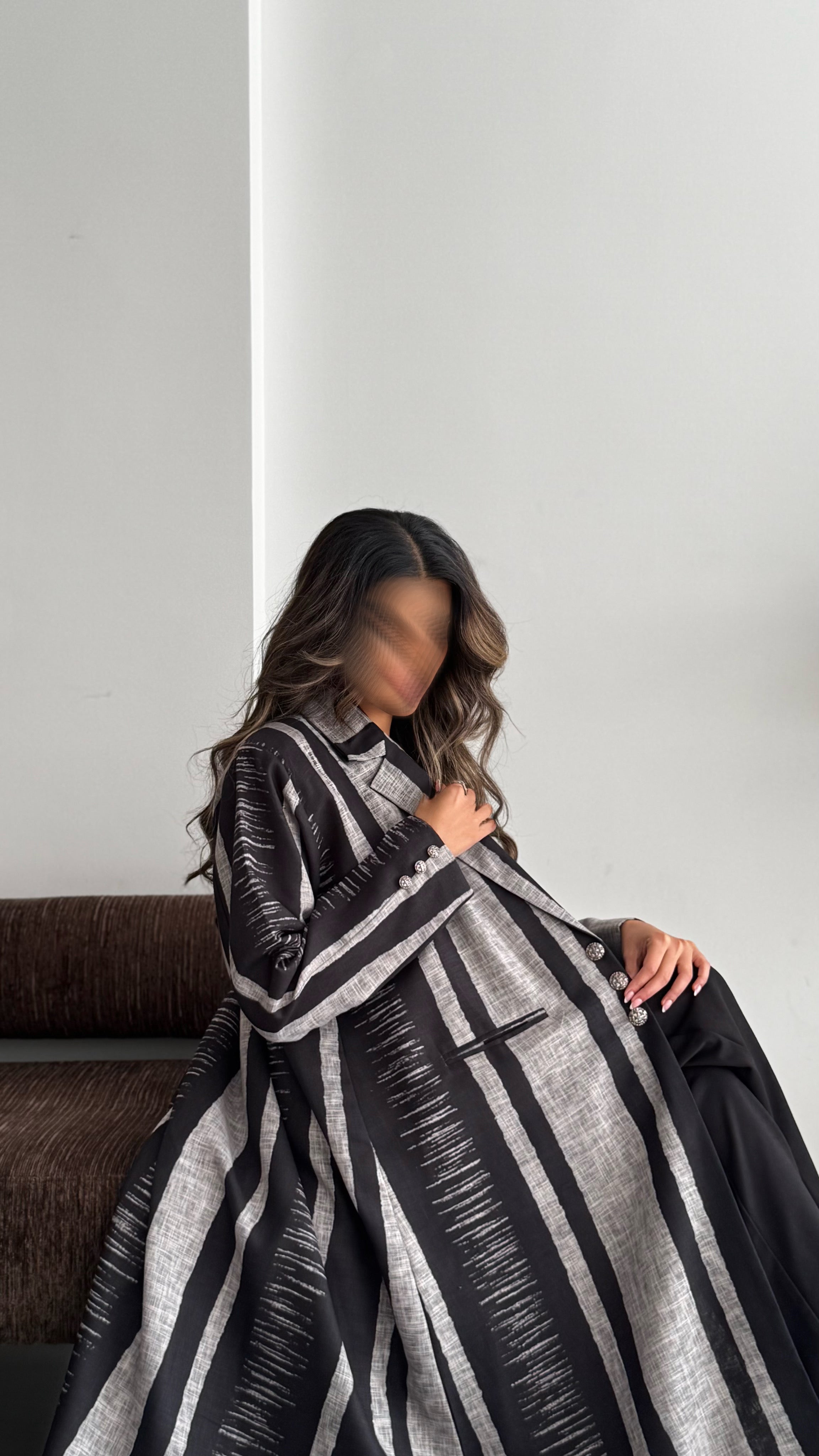 MWT831 - عباية بليزر طباعة | Printed Blazer Abaya - Aya