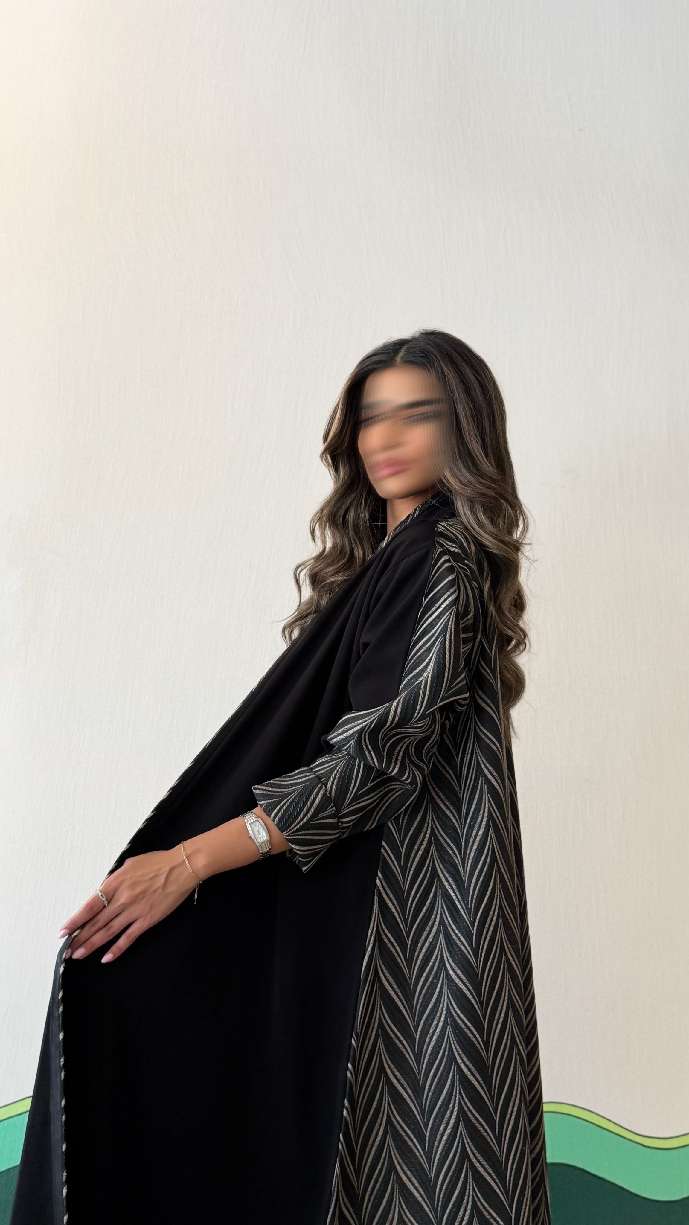 MW645 - Light Crepe Standing with Jacquard Half-Cloche
