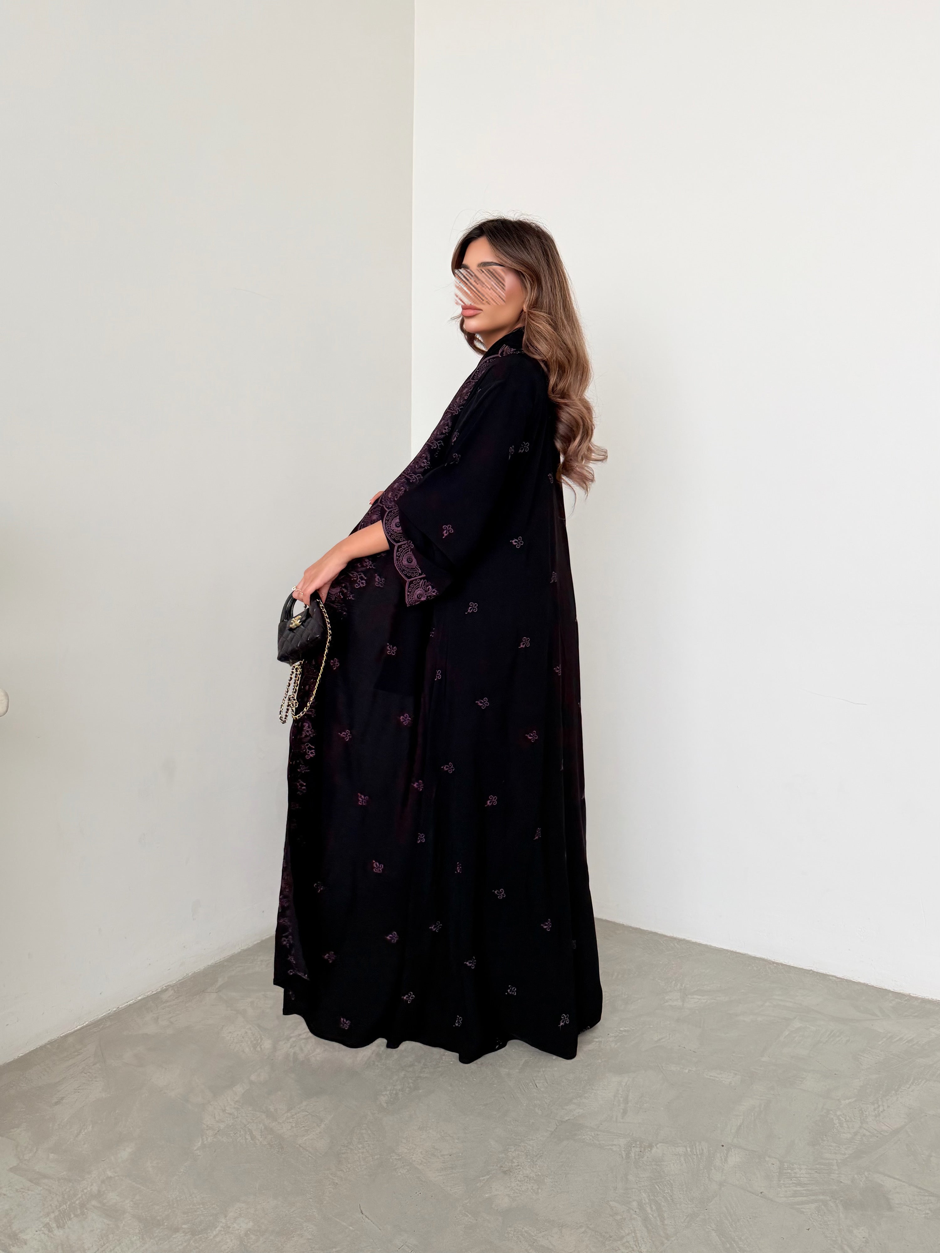 MWT792 - عباية كريب مع تطريز هندي - Aya