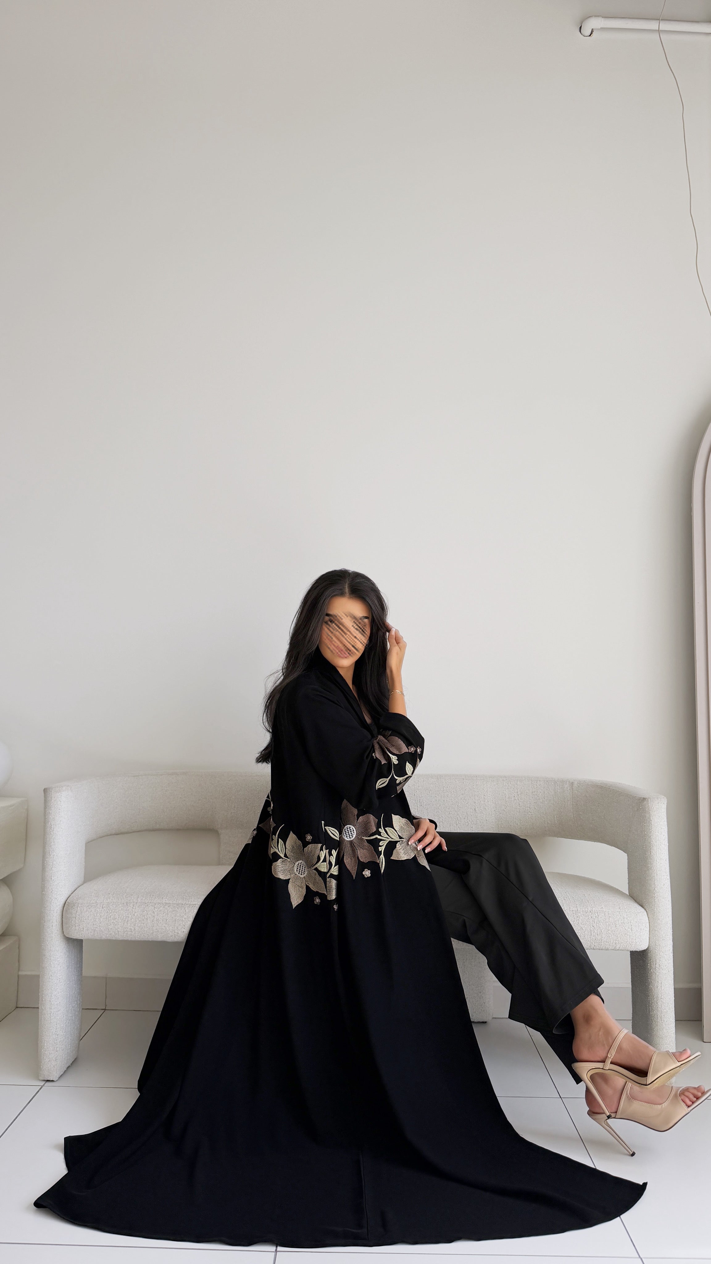 MW2051 -عباية ملكي تطريز كمبوتر - Aya