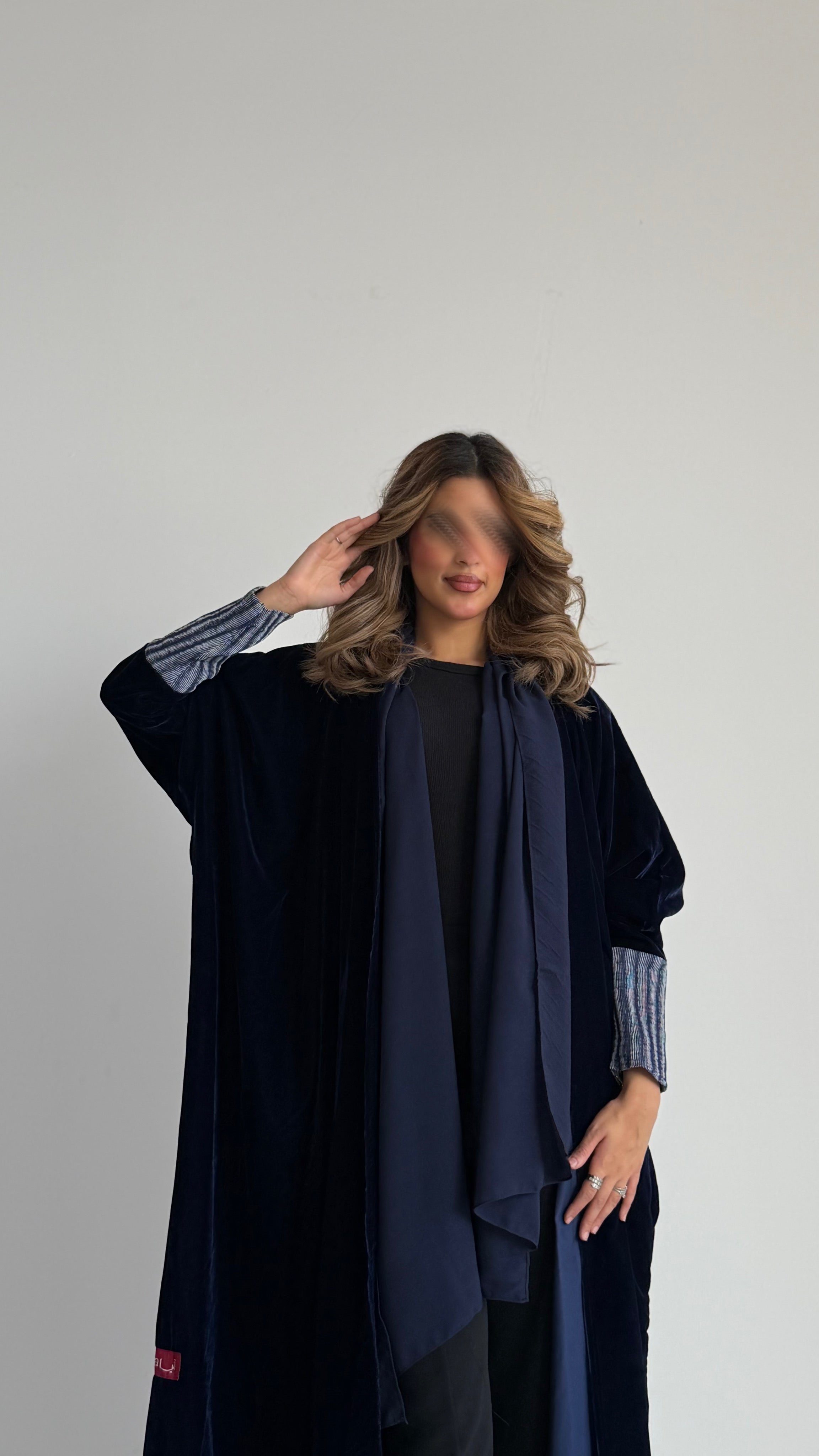 MWT526 - عباية عكحليه بأكمام أسترتش - Aya