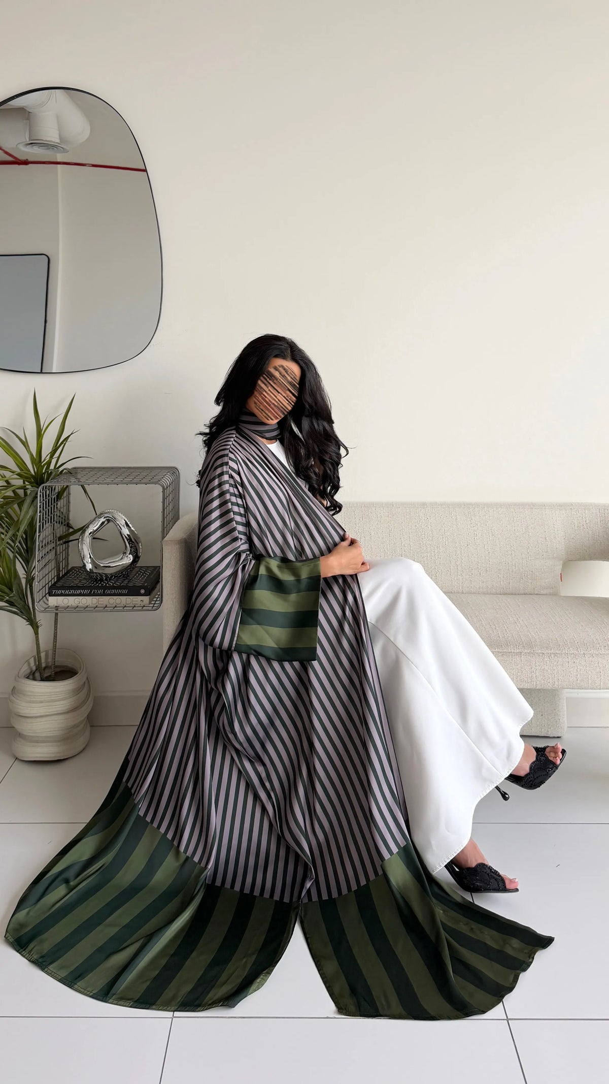 MWT1210 - عباية مخطط |striped abaya