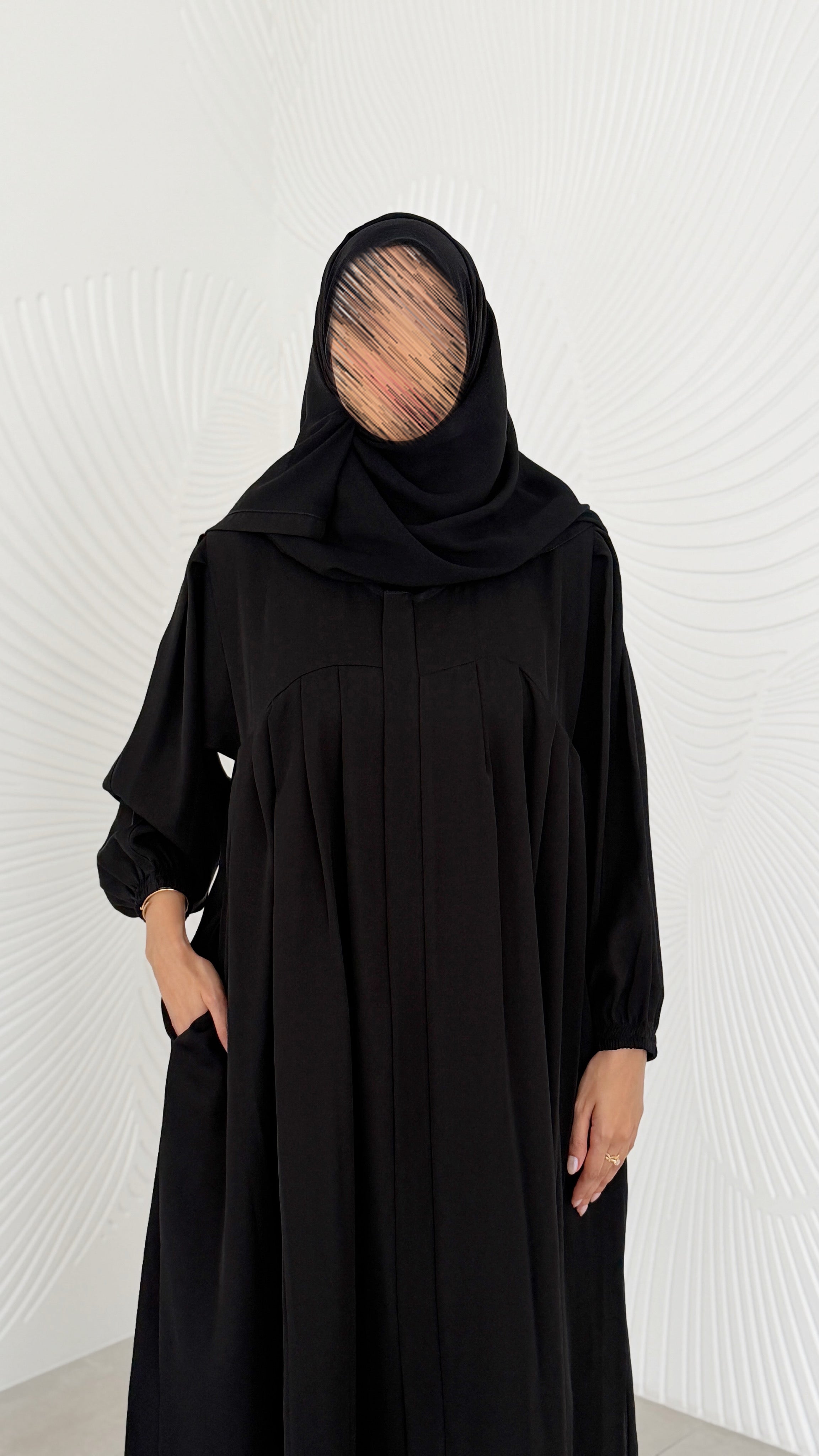 MWO003 - عباية نص كلوش بكم مطاط - Aya