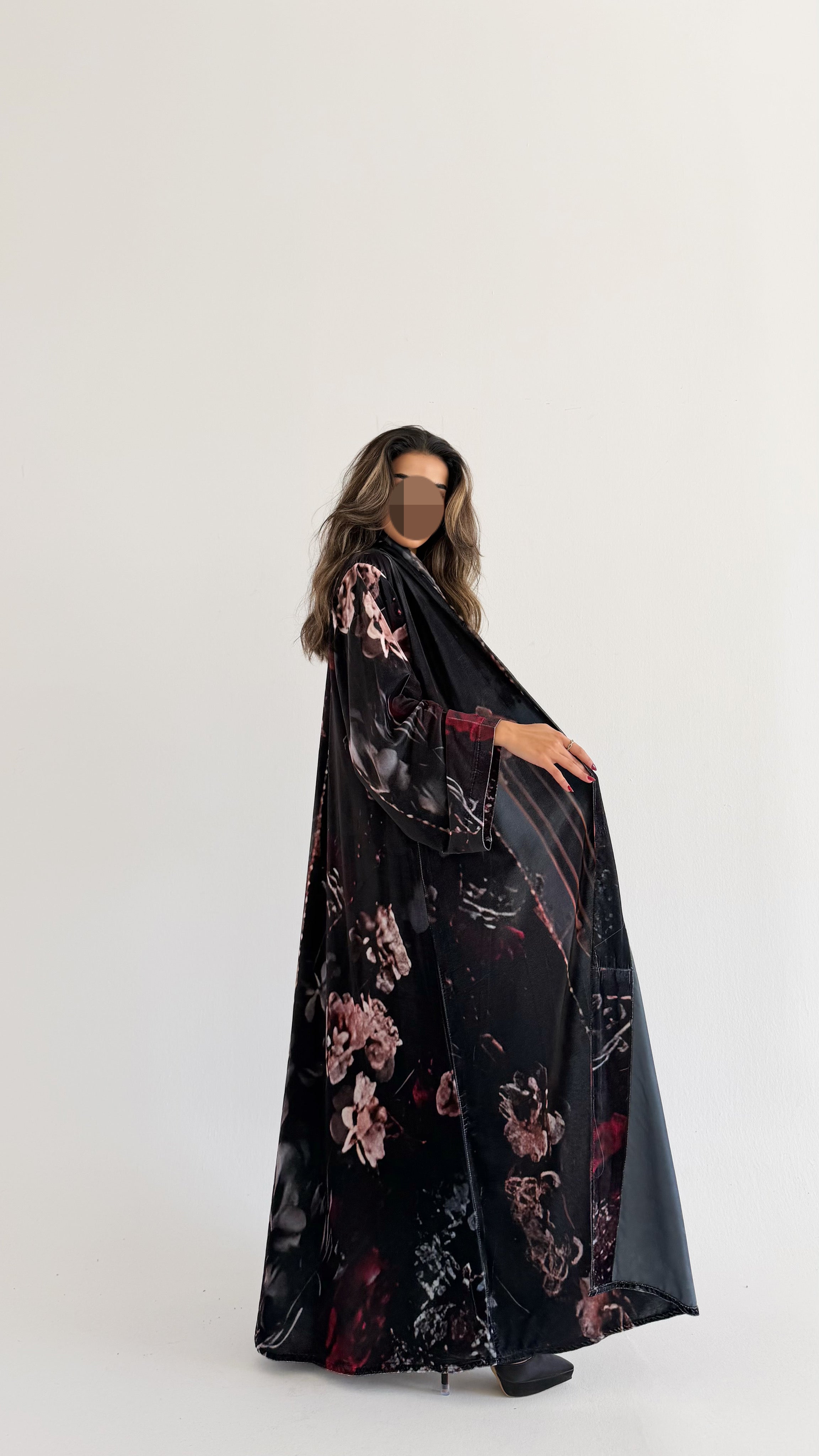 MWT888- عباية مخمل طباعة - Aya