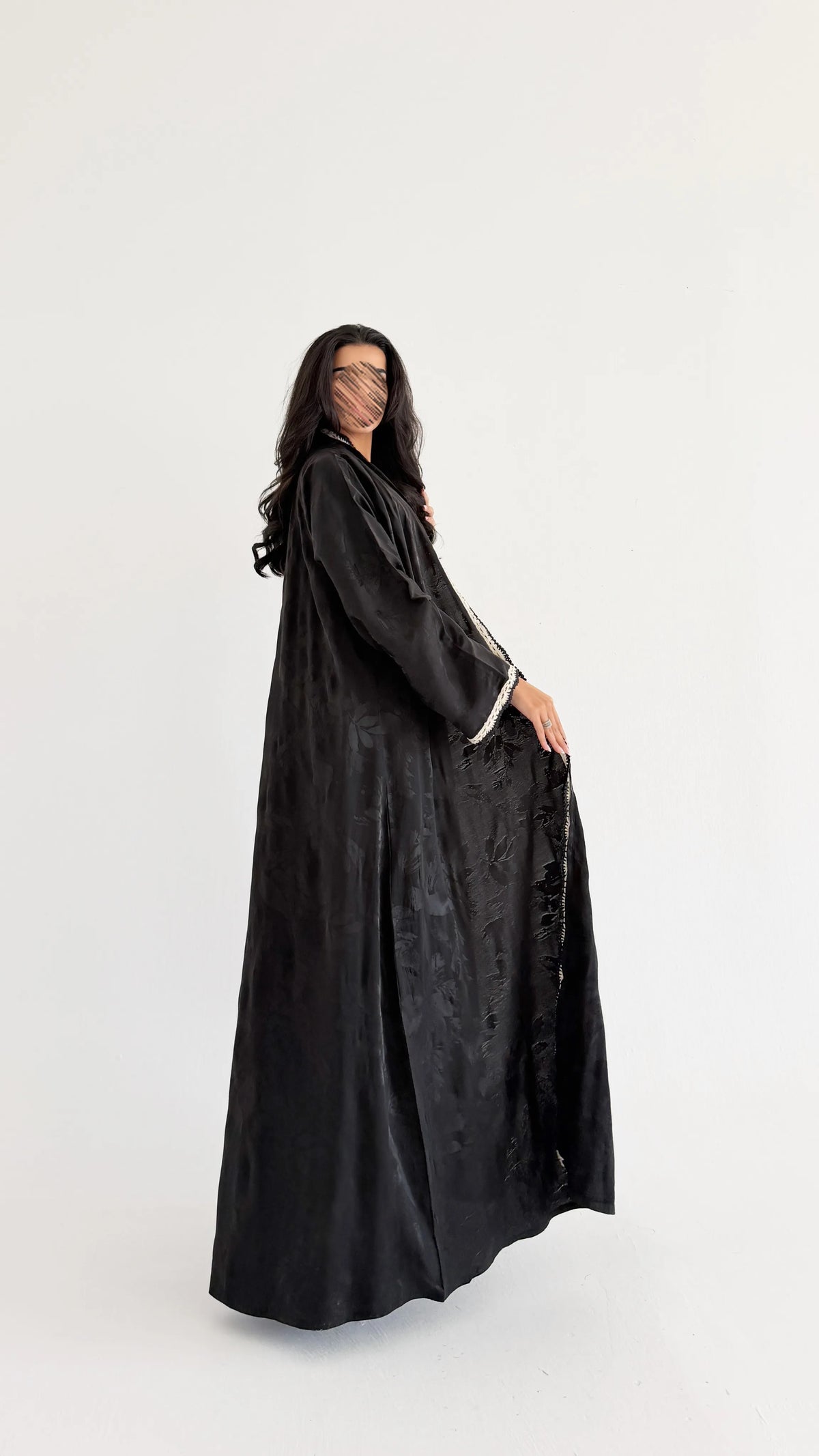 MWT1277 - عباية جاكار بتدخيلة كلفة - Aya