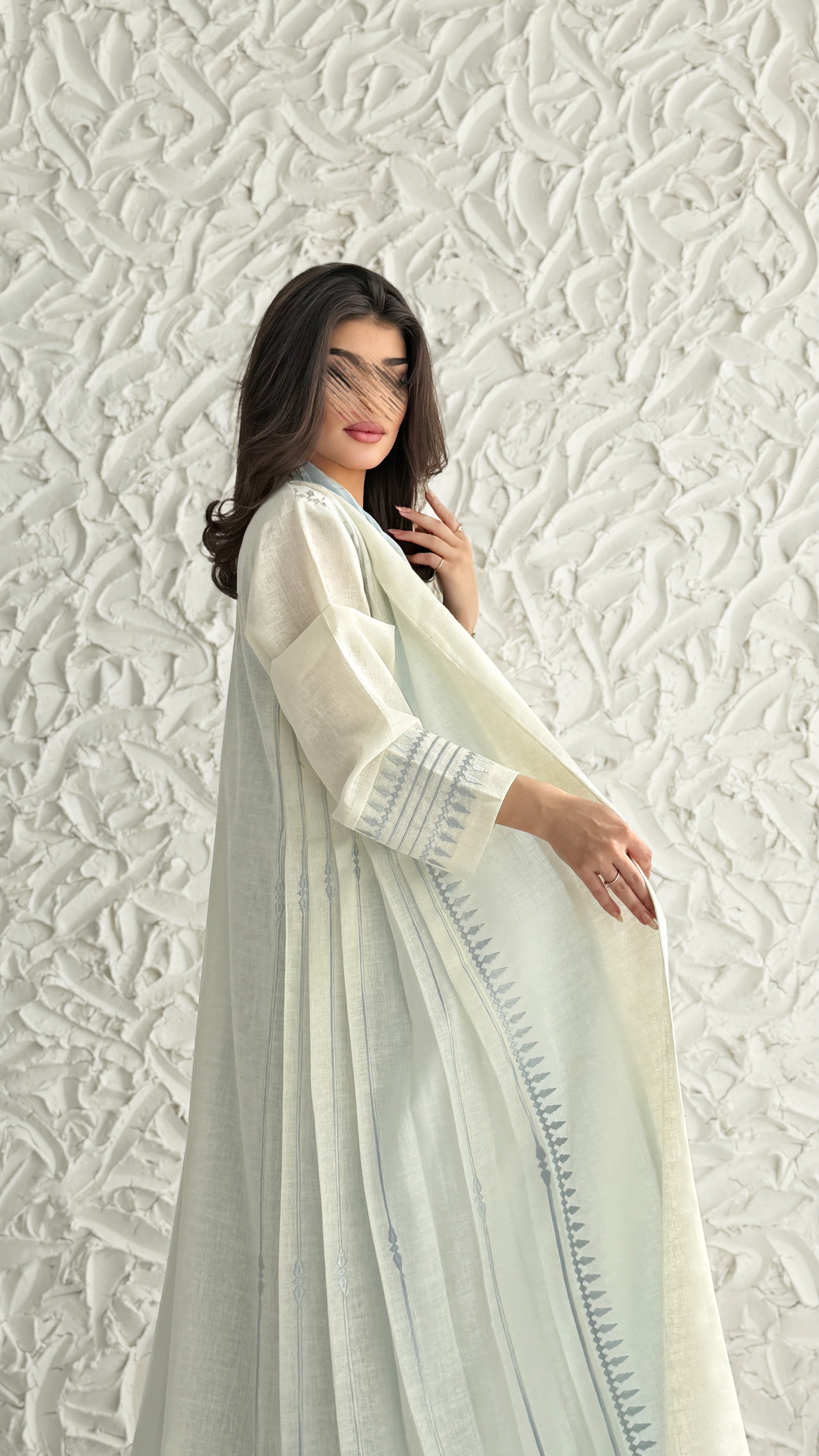 MW2063 - عبايه لنن مطرز - Aya