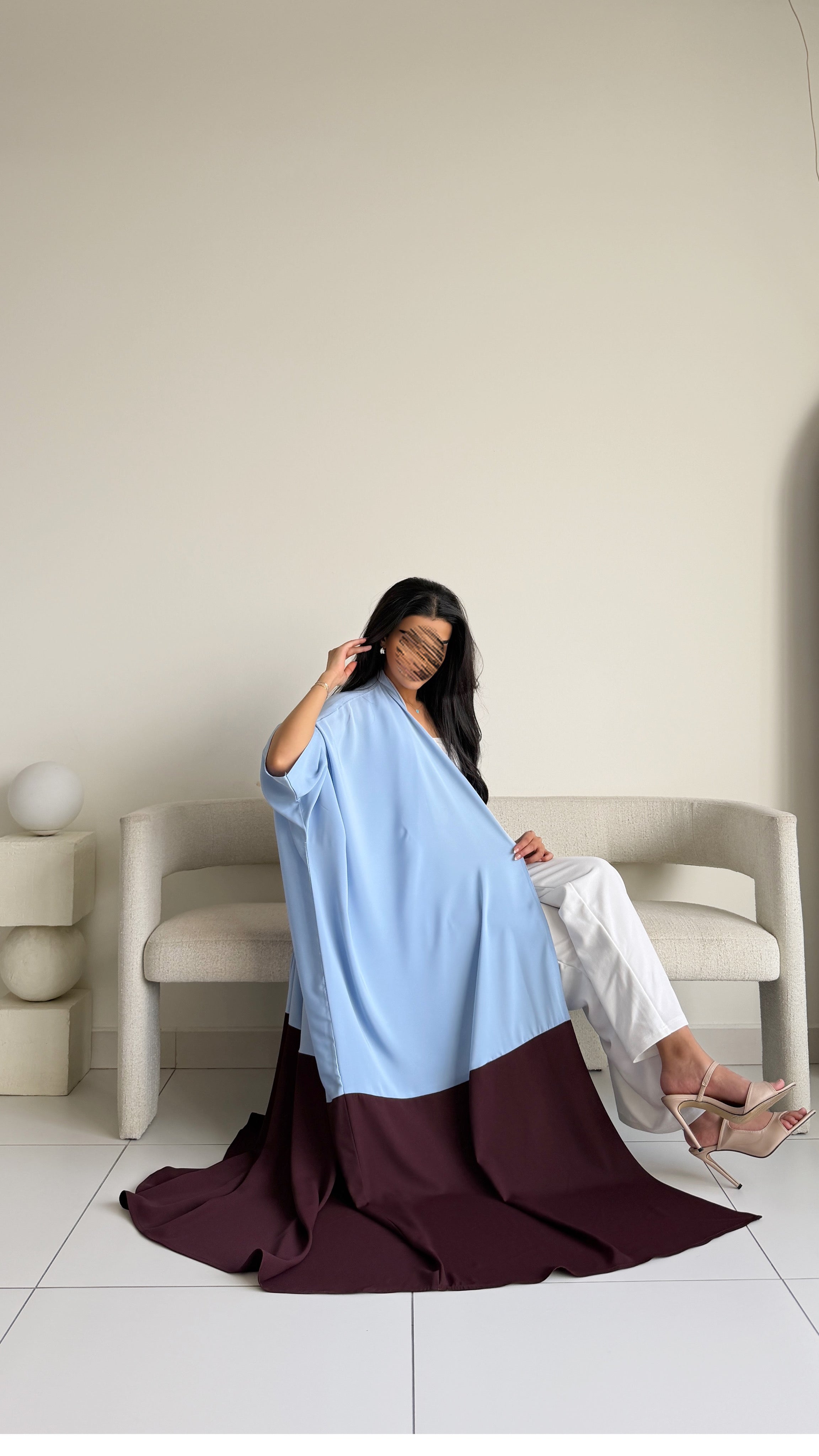 MW2165 - عبايه كريب مع اضافه لونين راقي وحصري - Aya