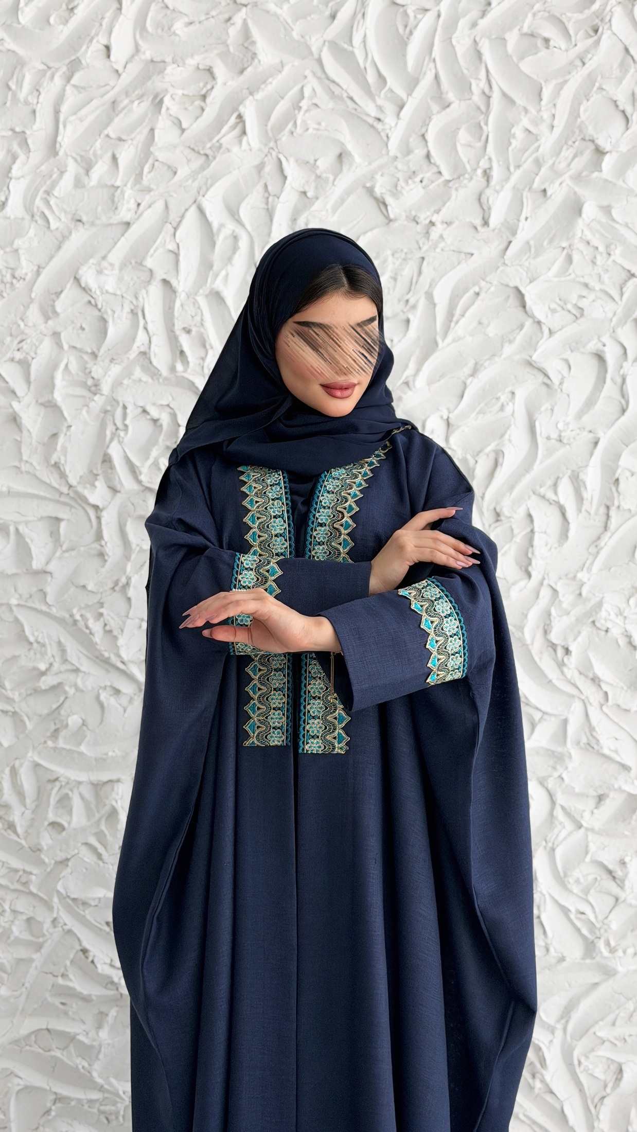 MWT5033 - عباية لينن كحلي مع كلفة تطريز قصة نص بشت - Aya